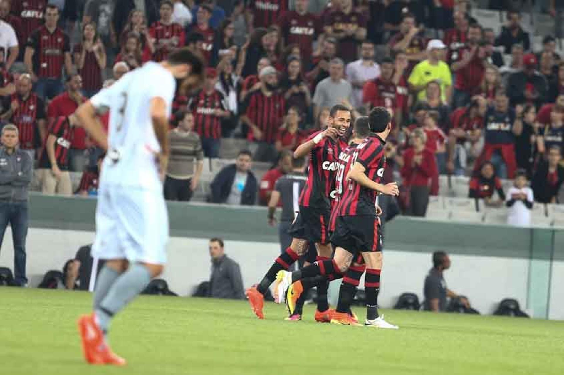 AtleticoPR x Botafogo (Foto:Geraldo Bubniak /AGB)