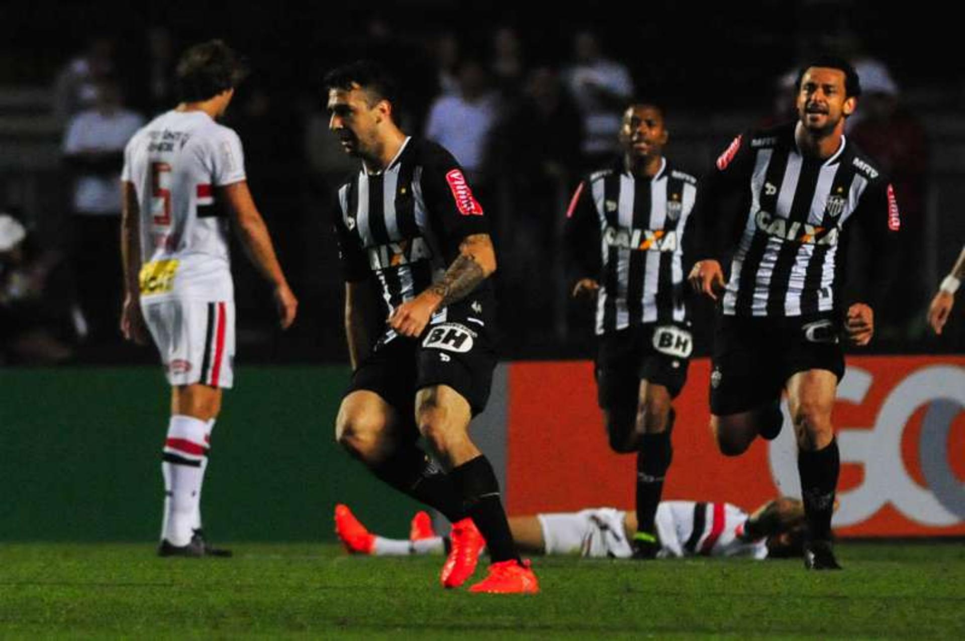 Pratto e Fred no Galo