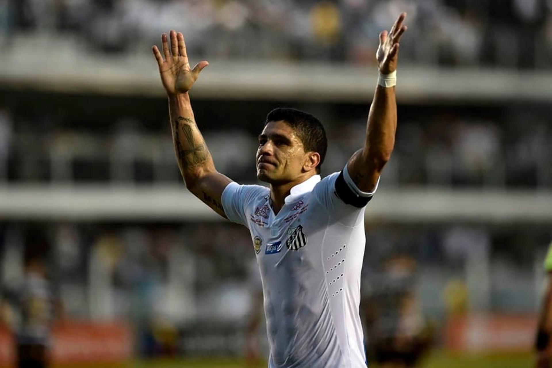 Com gol de Renato, Santos derrota o Corinthians de virada&nbsp;