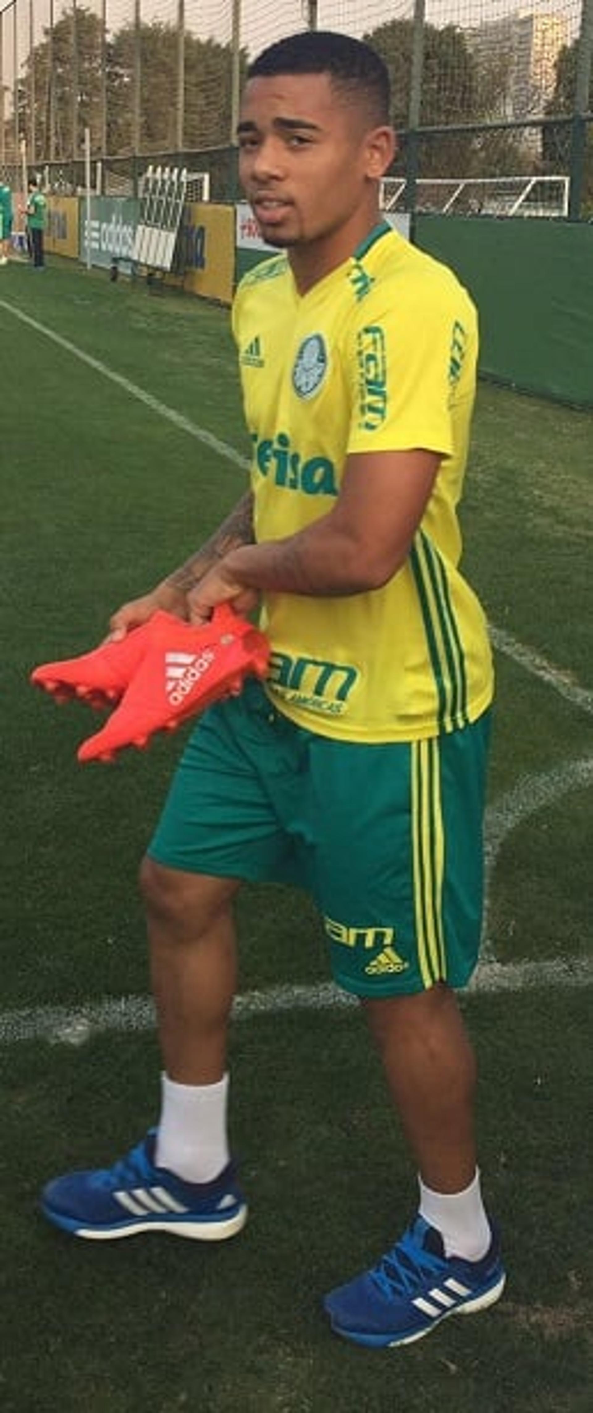 Gabriel Jesus em treino do Palmeiras