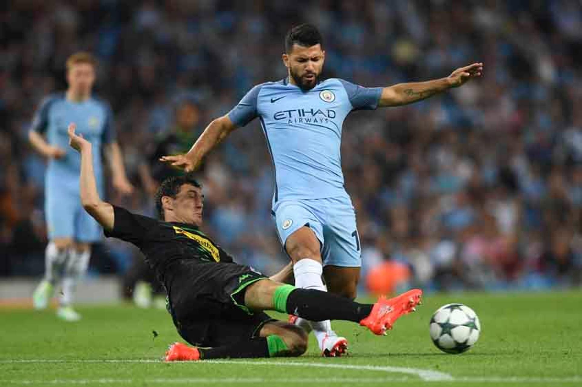 Manchester city x MONCHENGLADBACH (Foto:AFP)