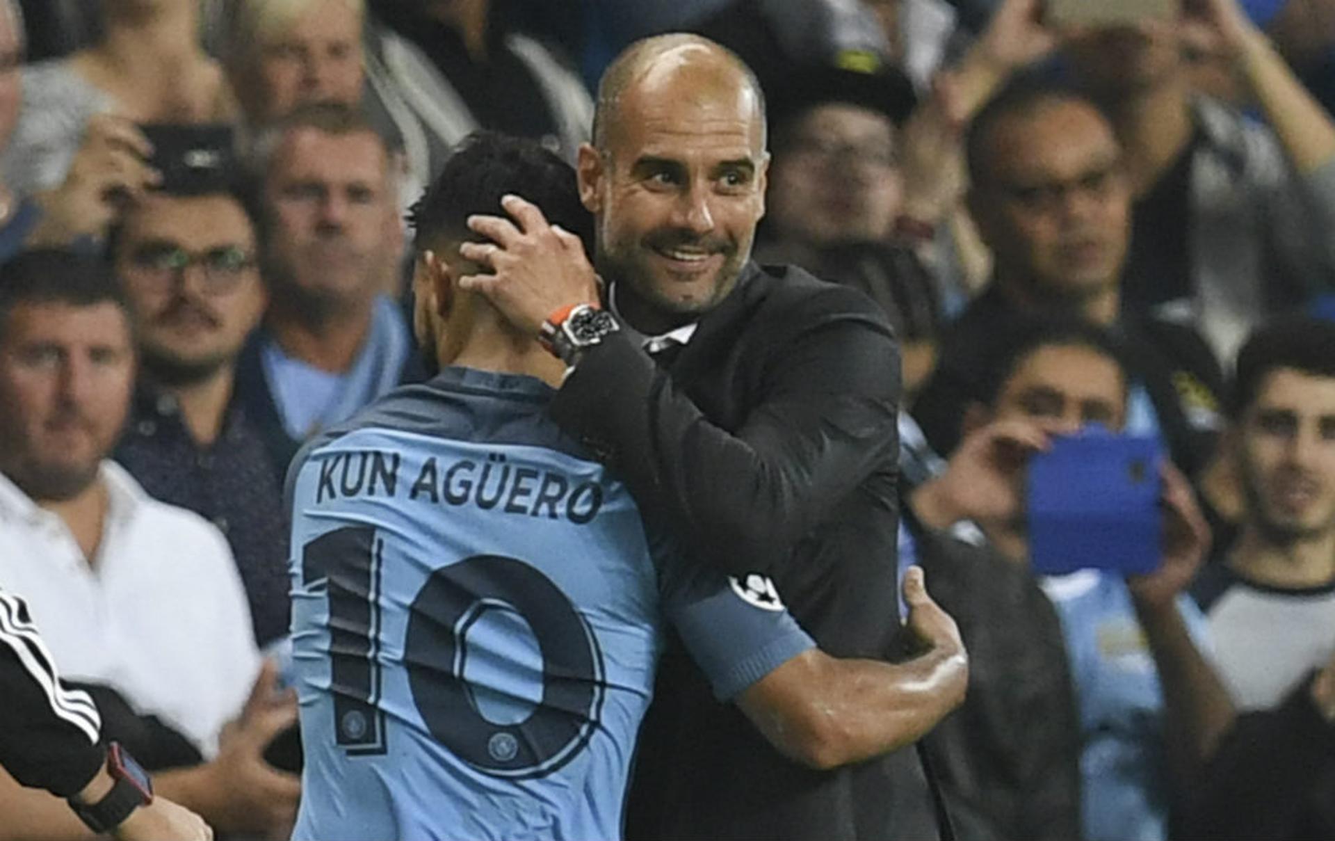 Agüero e Pep Guardiola - Manchester City x Borussia Mönchengladbach