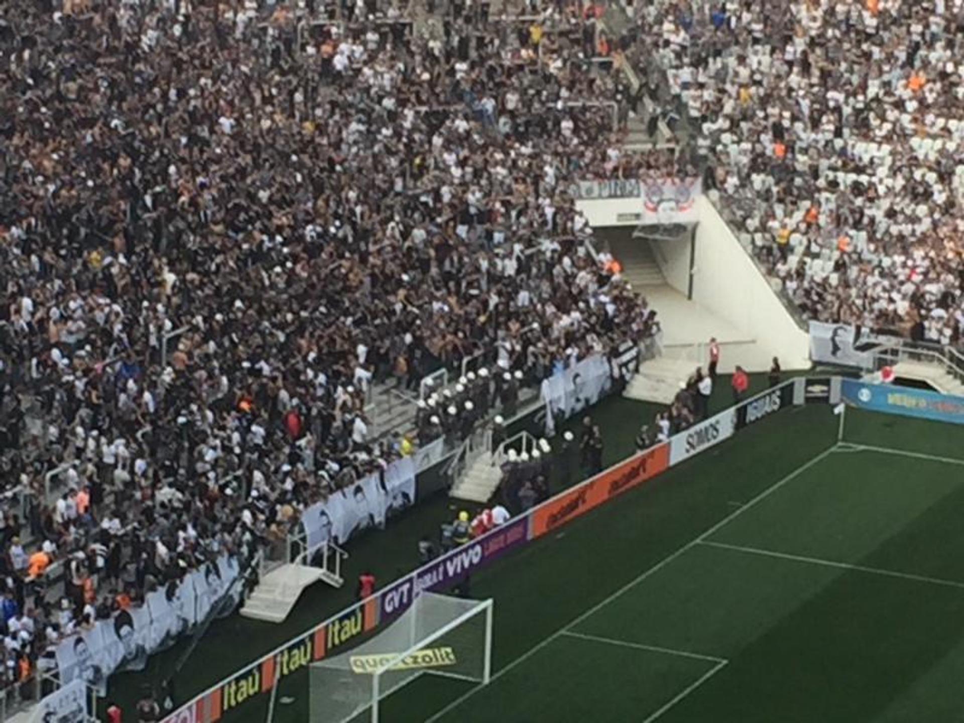 Confusão na Arena Corinthians