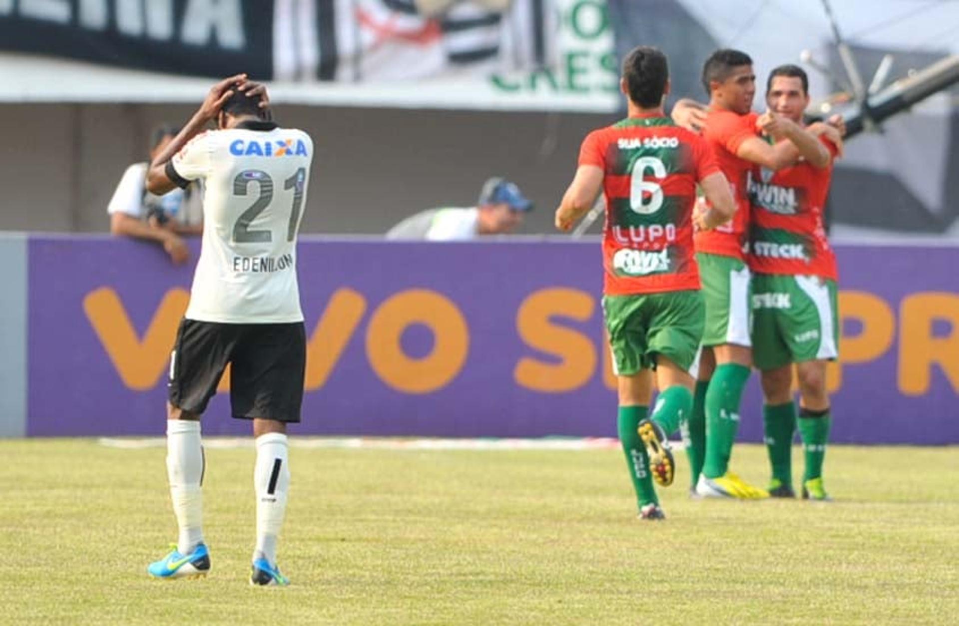 A Lusa vinha se recuperando no Brasileirão-2013 e goleou o então campeão mundial Corinthians por 4 a 0 no 2º turno<br>