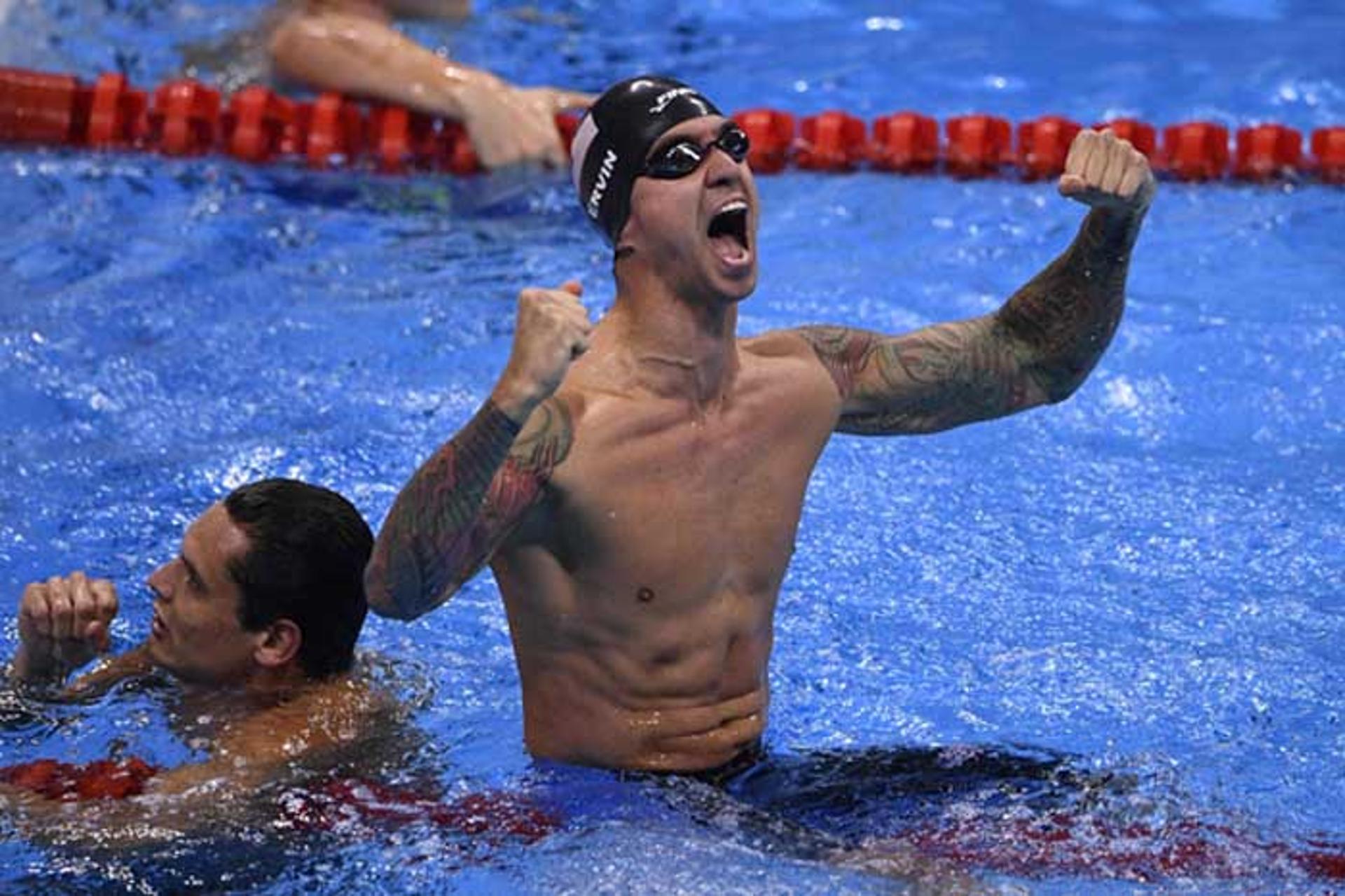 Anthony Ervin se sagrou bicampeão dos 50m livre e campeão do 4x100m livre na Olimpíada do Rio