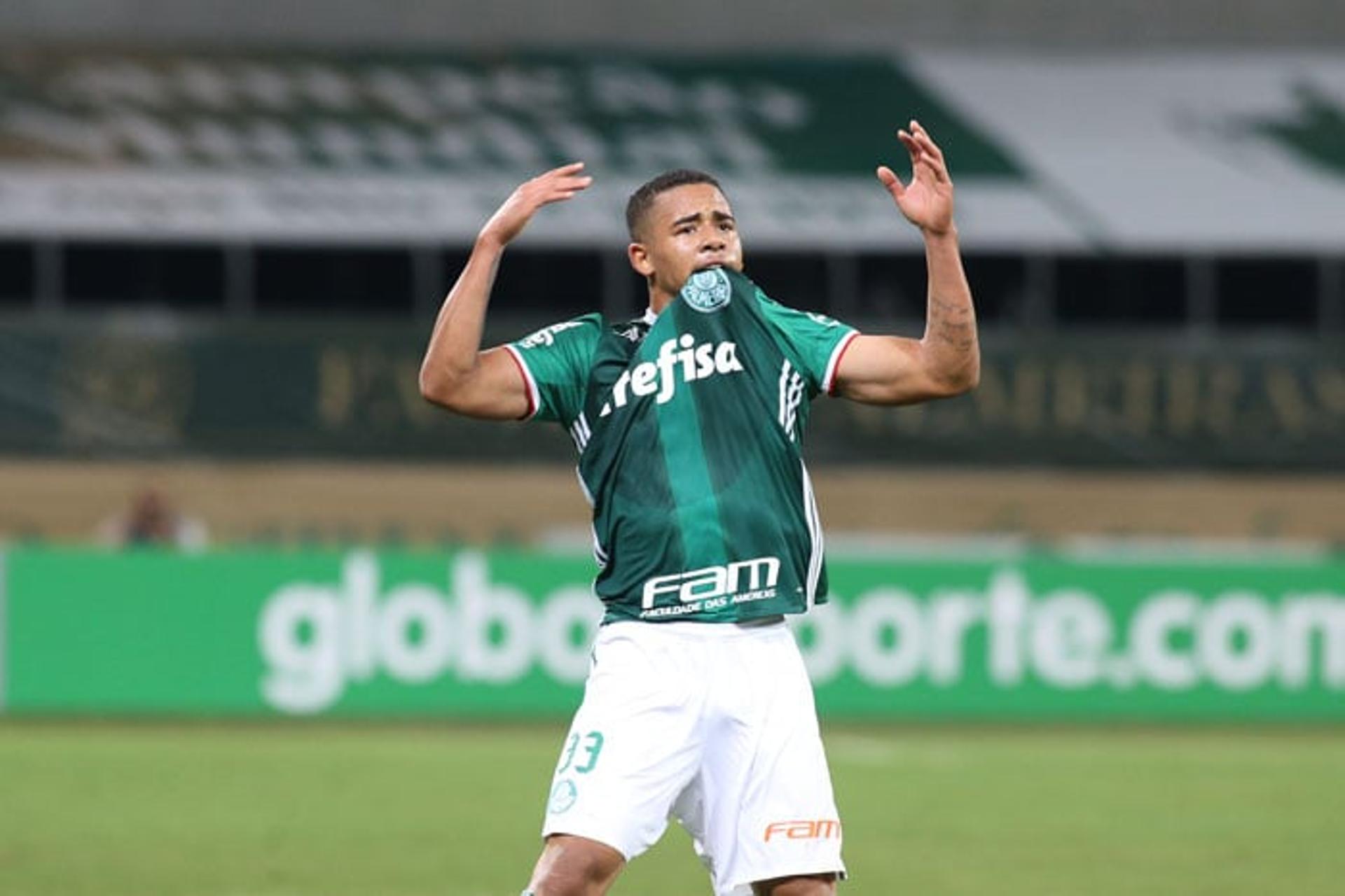 Gabriel Jesus foi vendido ao Manchester City, da Inglaterra, e se apresenta em 2017 ao clube