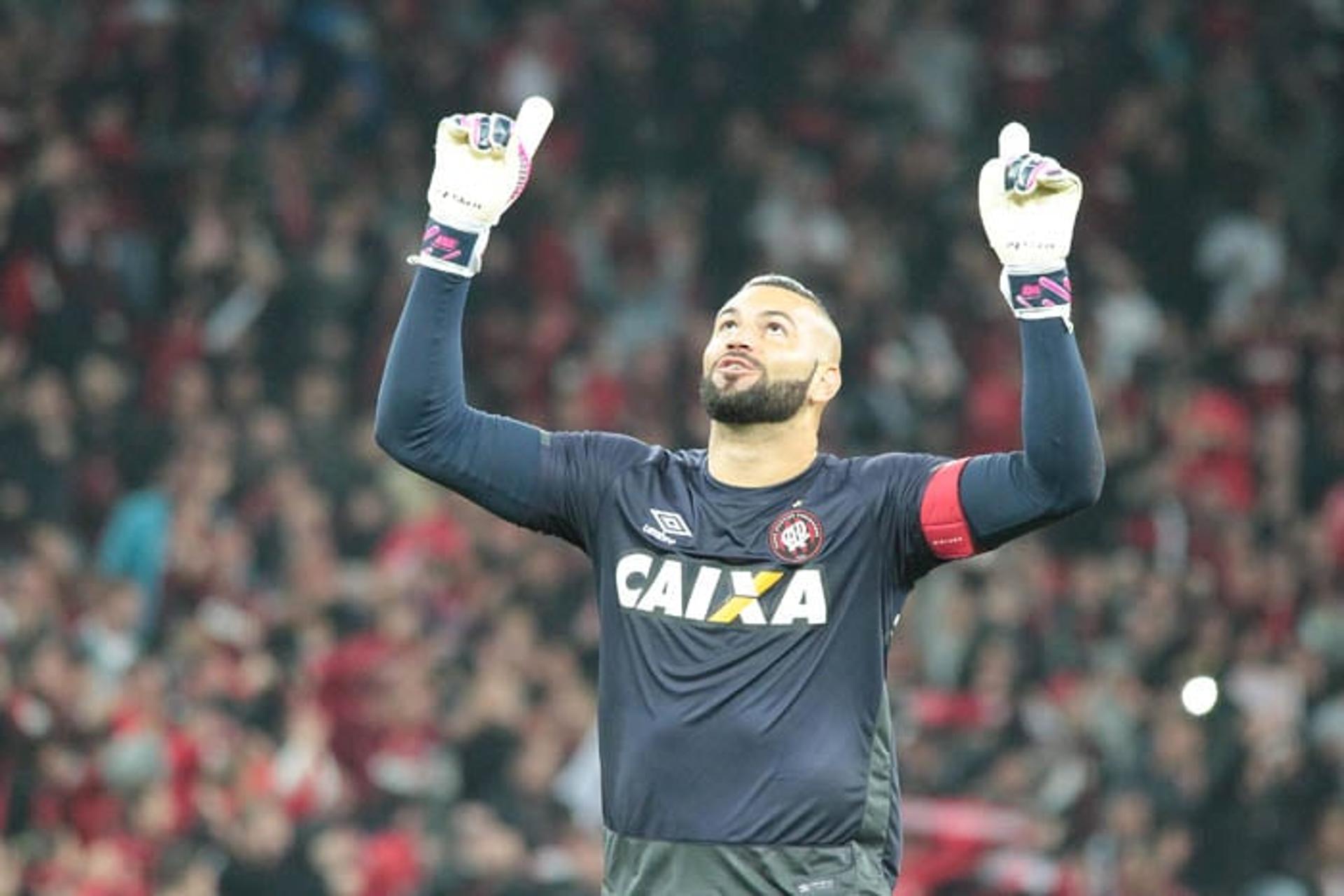 O Atlético-PR é o último time no G6 atualmente, com 42 pontos, quatro atrás do Fluminense, quinto colocado