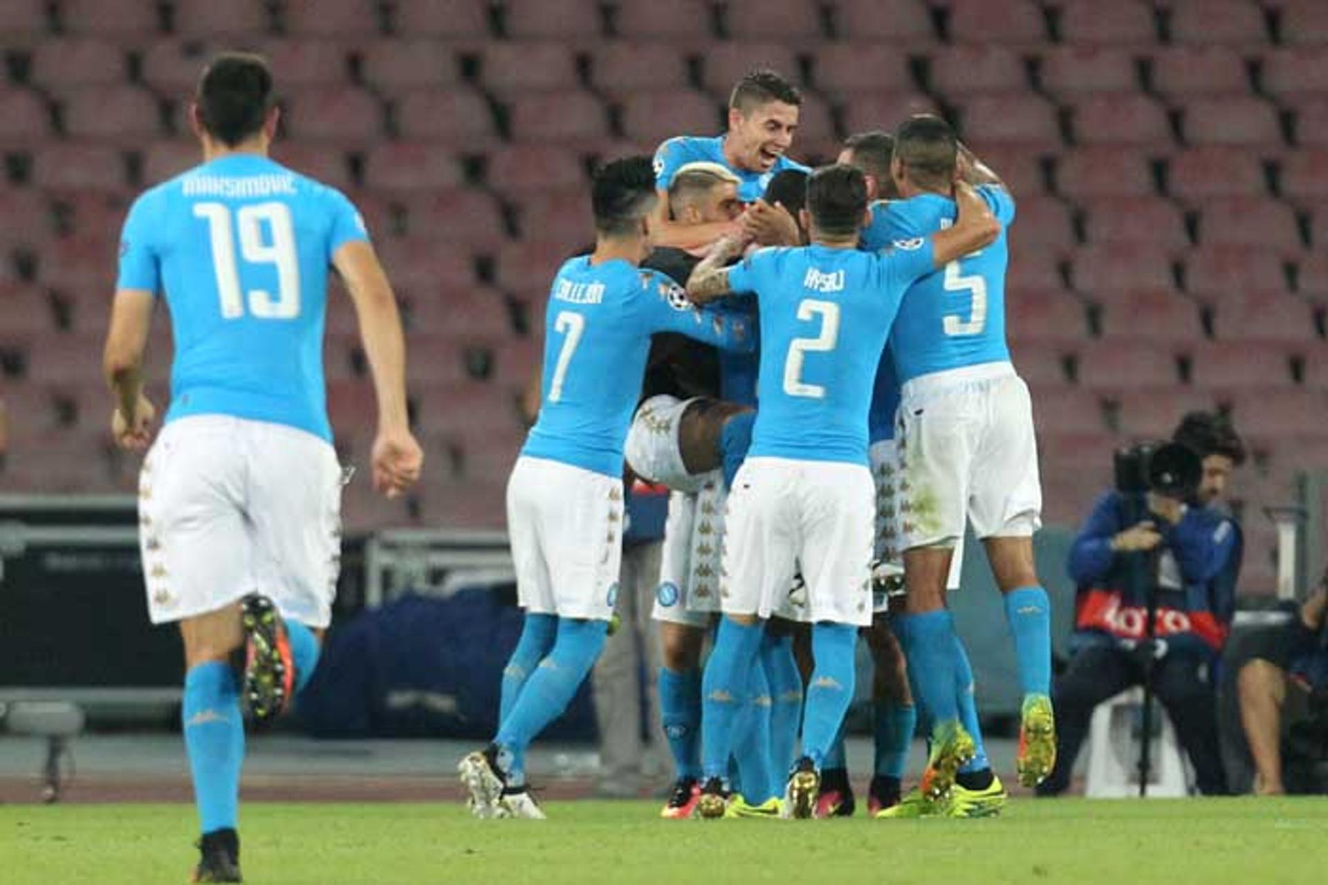 Napoli 4 x 2 Benfica