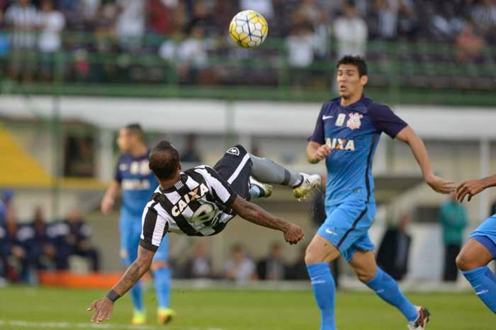 Corinthians perdeu de 2 a 0 para o Botafogo