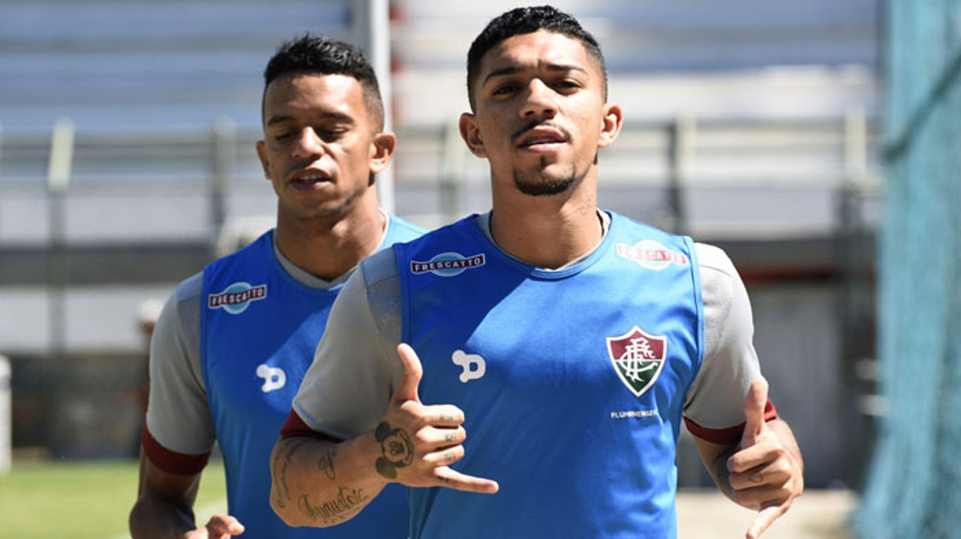 Douglas 'sente-se' em casa no Fluminense