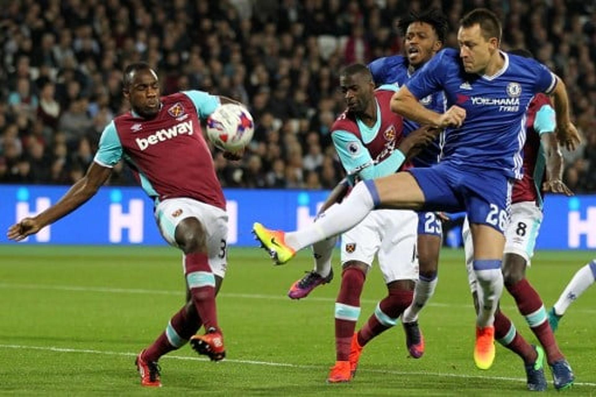 Michail Antonio e Terry - West Ham x Chelsea