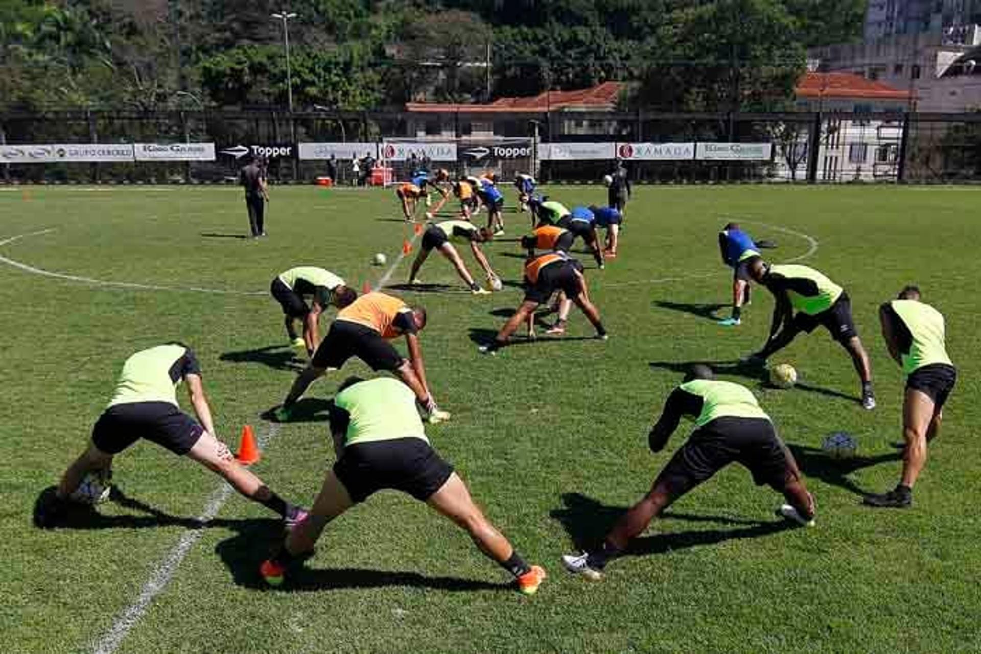 Treino Botafogo - Jogadores em atividade