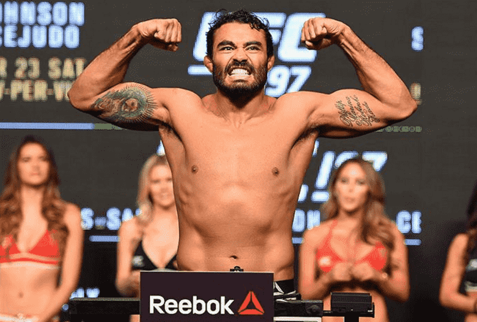 Rafael Sapo volta ao UFC neste sábado, em duelo contra Tim Boescht pelo UFC 205