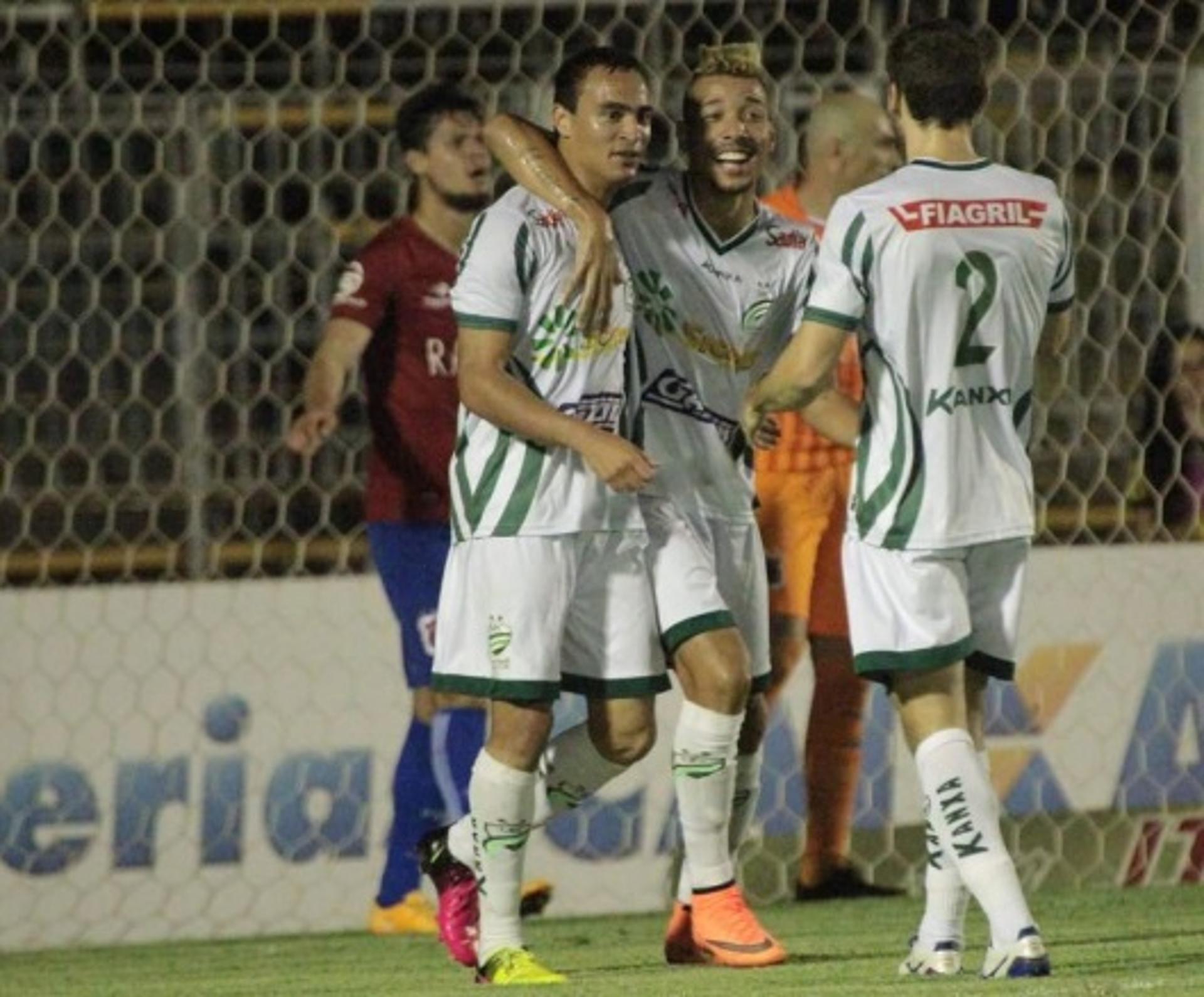 Alfredo é o artilheiro do Luverdense com 20 gols na temporada (Foto: Luverdense E.C.)