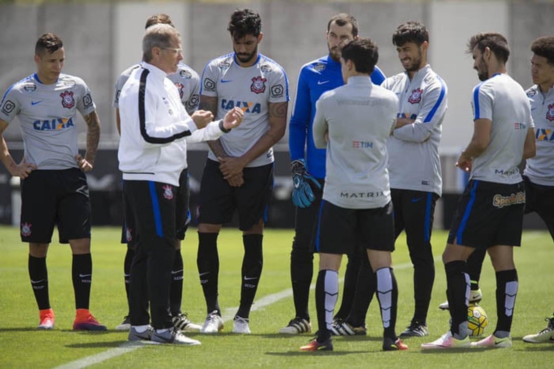 Corinthians tem dúvidas na escalação