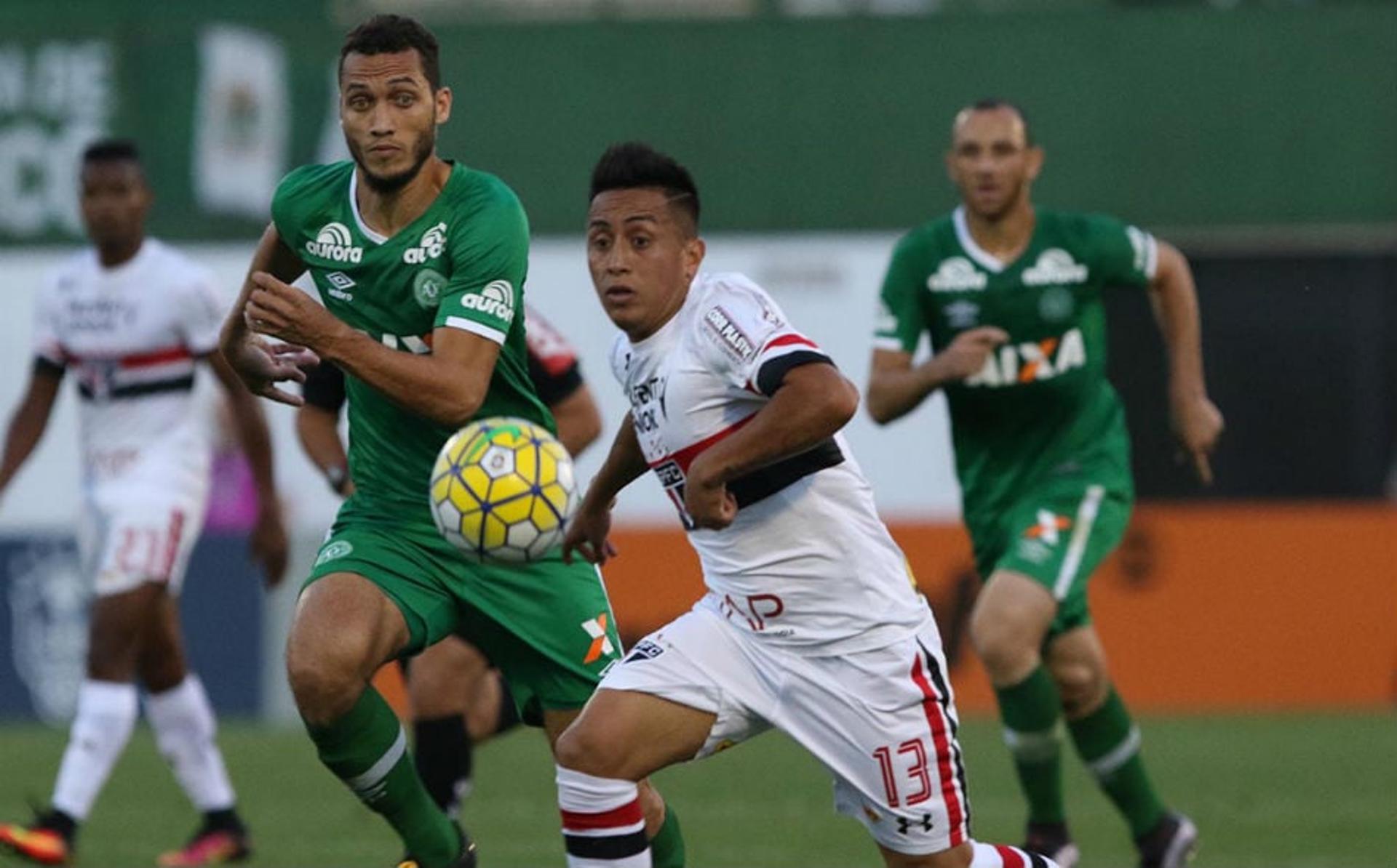 São Paulo perde para a Chapecoense fora de casa&nbsp;