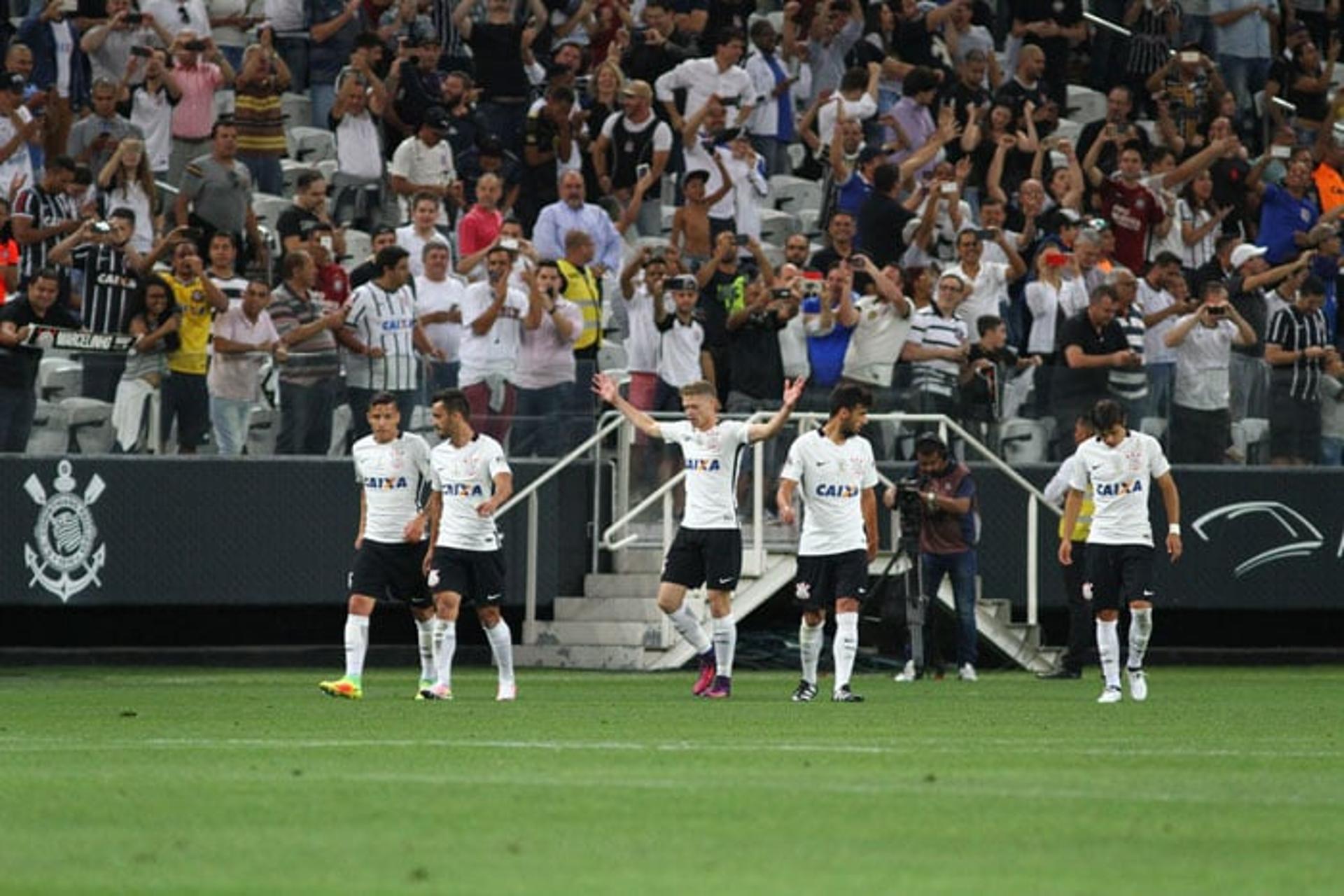 Corinthians venceu o Internacional por 1 a 0