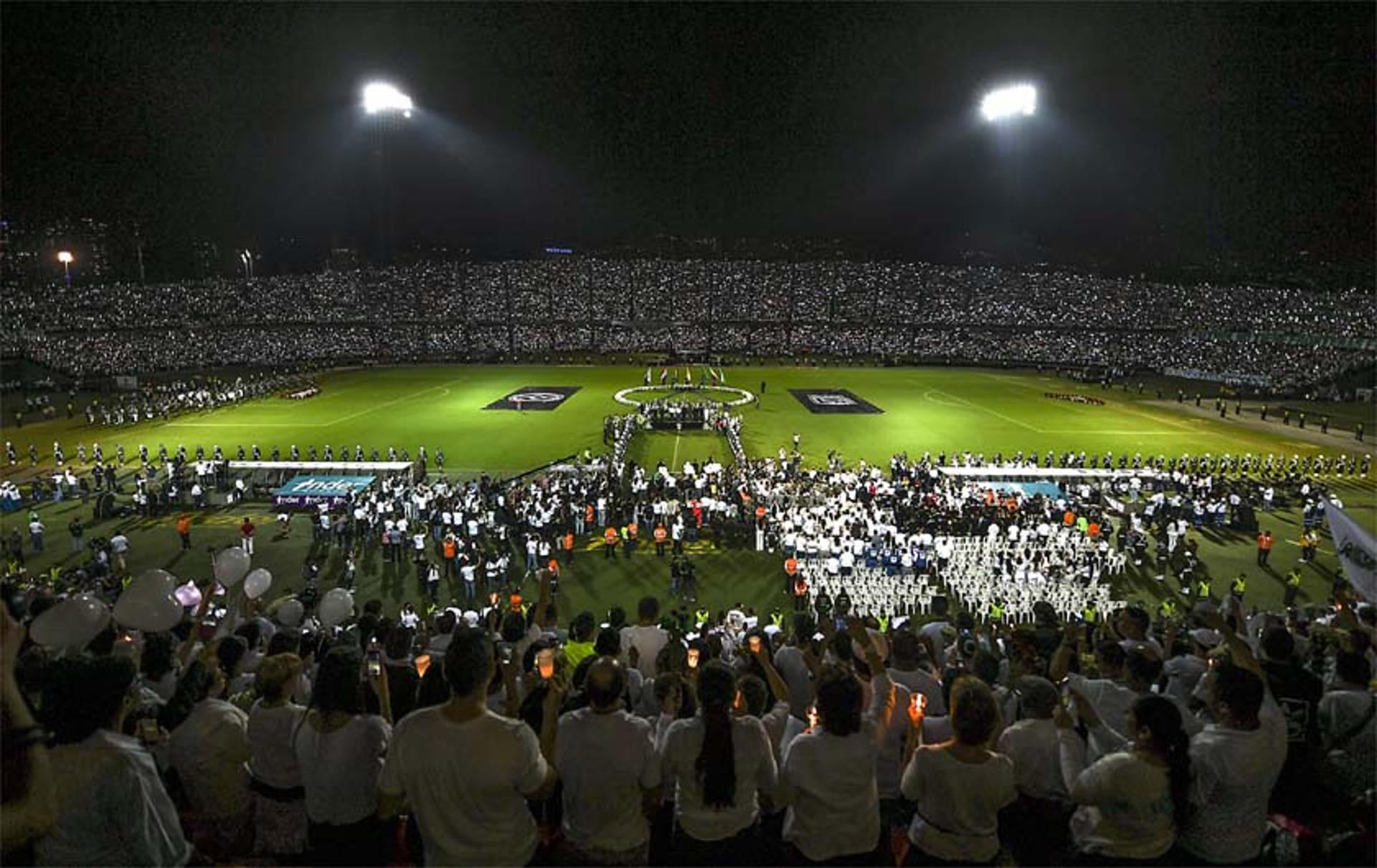 chapecoense homenagem atletico nacional