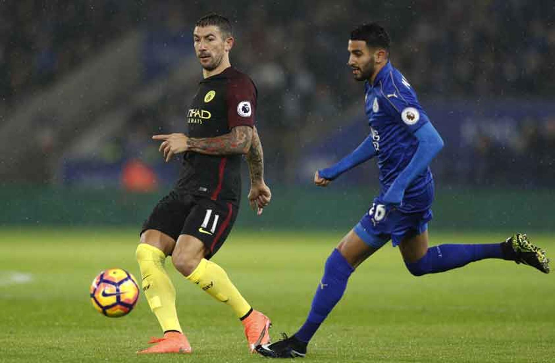 Kolarov e Mahrez - Leicester x Manchester City