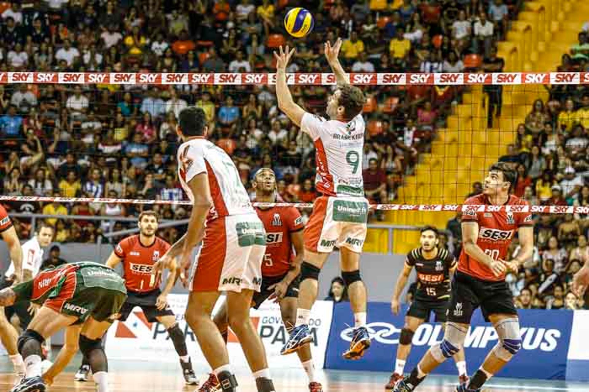 Superliga Masculina - Vôlei Brasil Kirin deixa sua marca em partida histórica