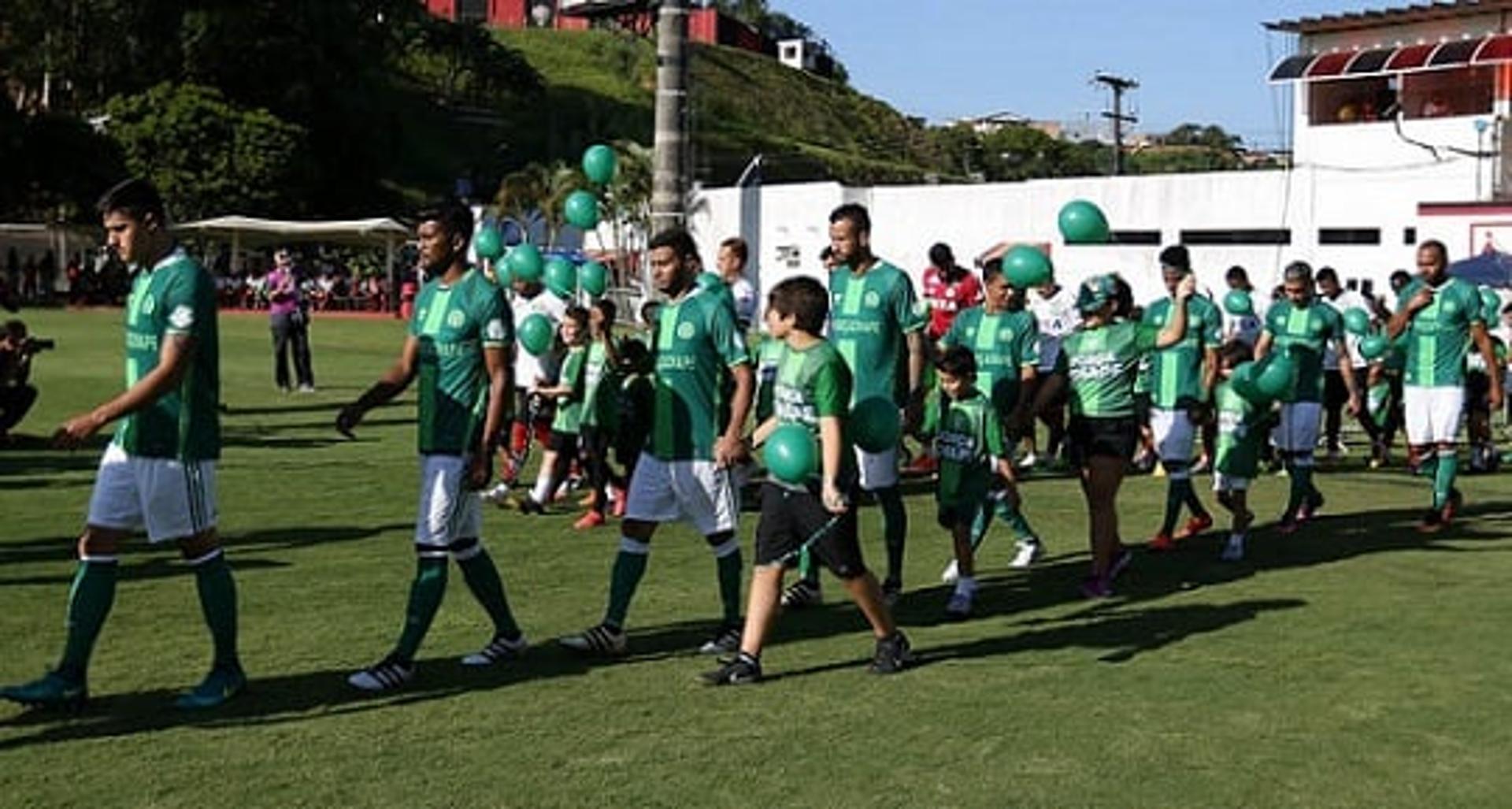 Palmeiras homenageou a Chape na última rodada do Brasileiro