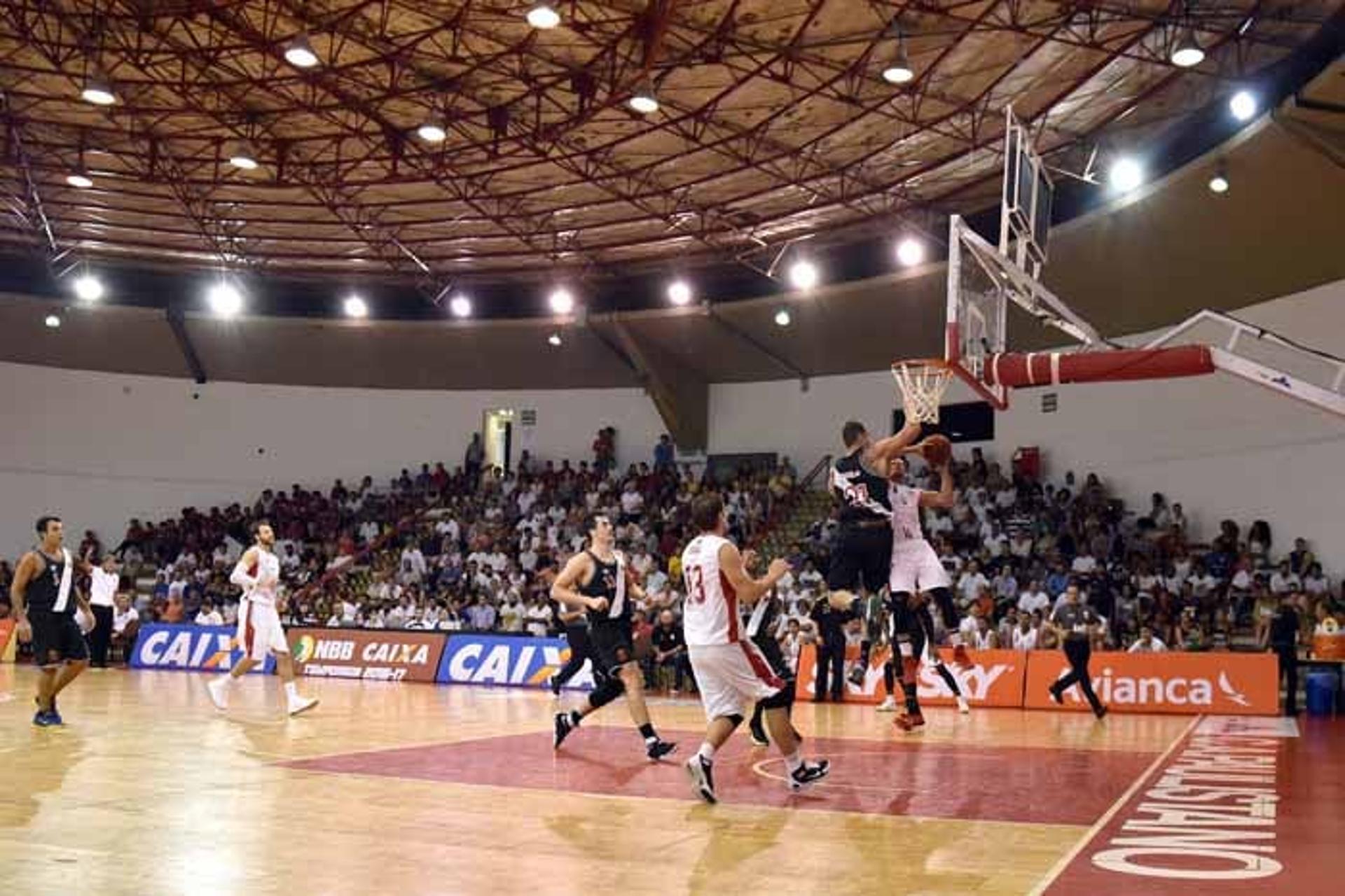 NBB CAIXA - Na estreia do técnico Dedé Barbosa, Vasco supera Paulistano