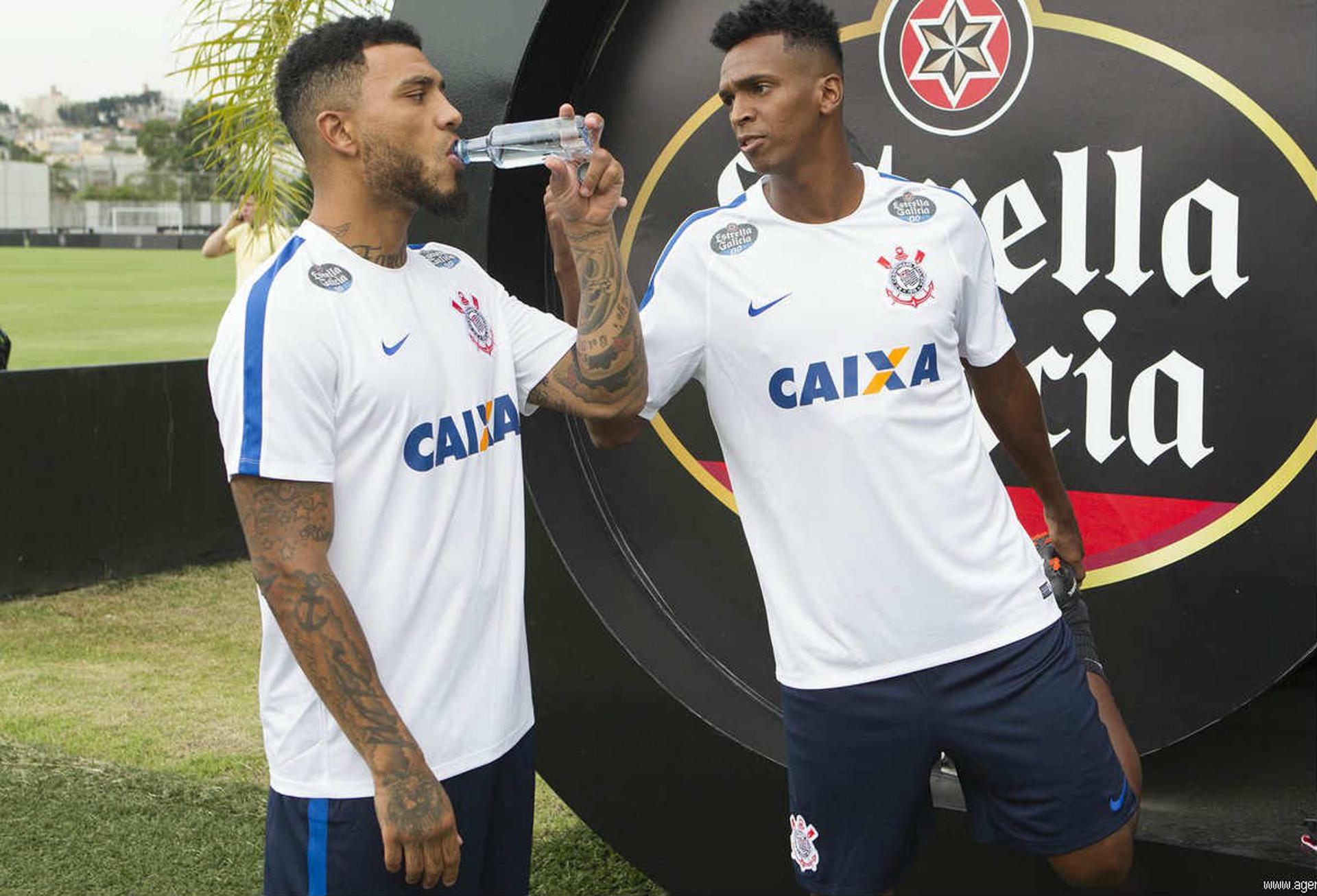 Kazim e Jô durante a reapresentação