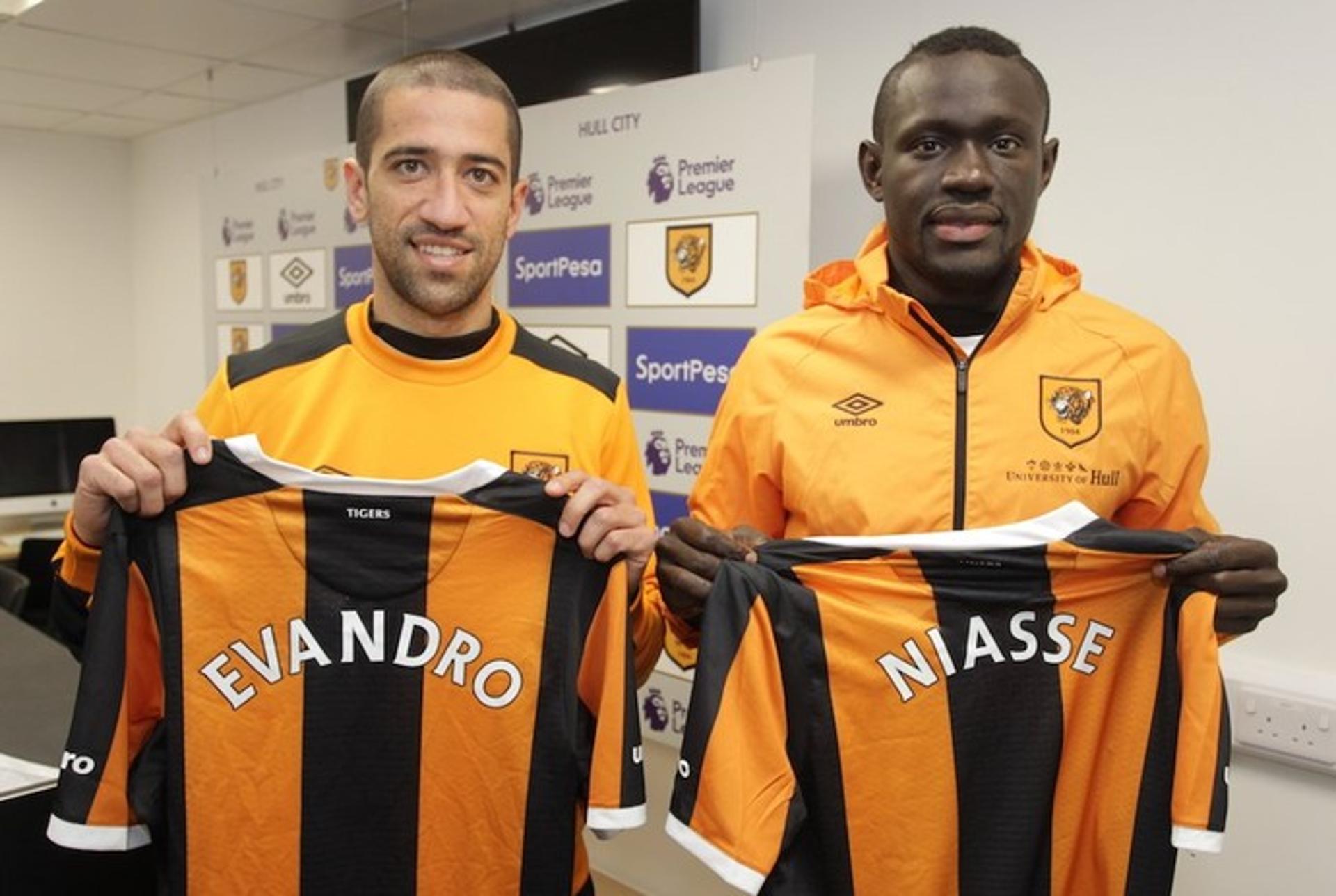 Evandro e Niasse - Hull City