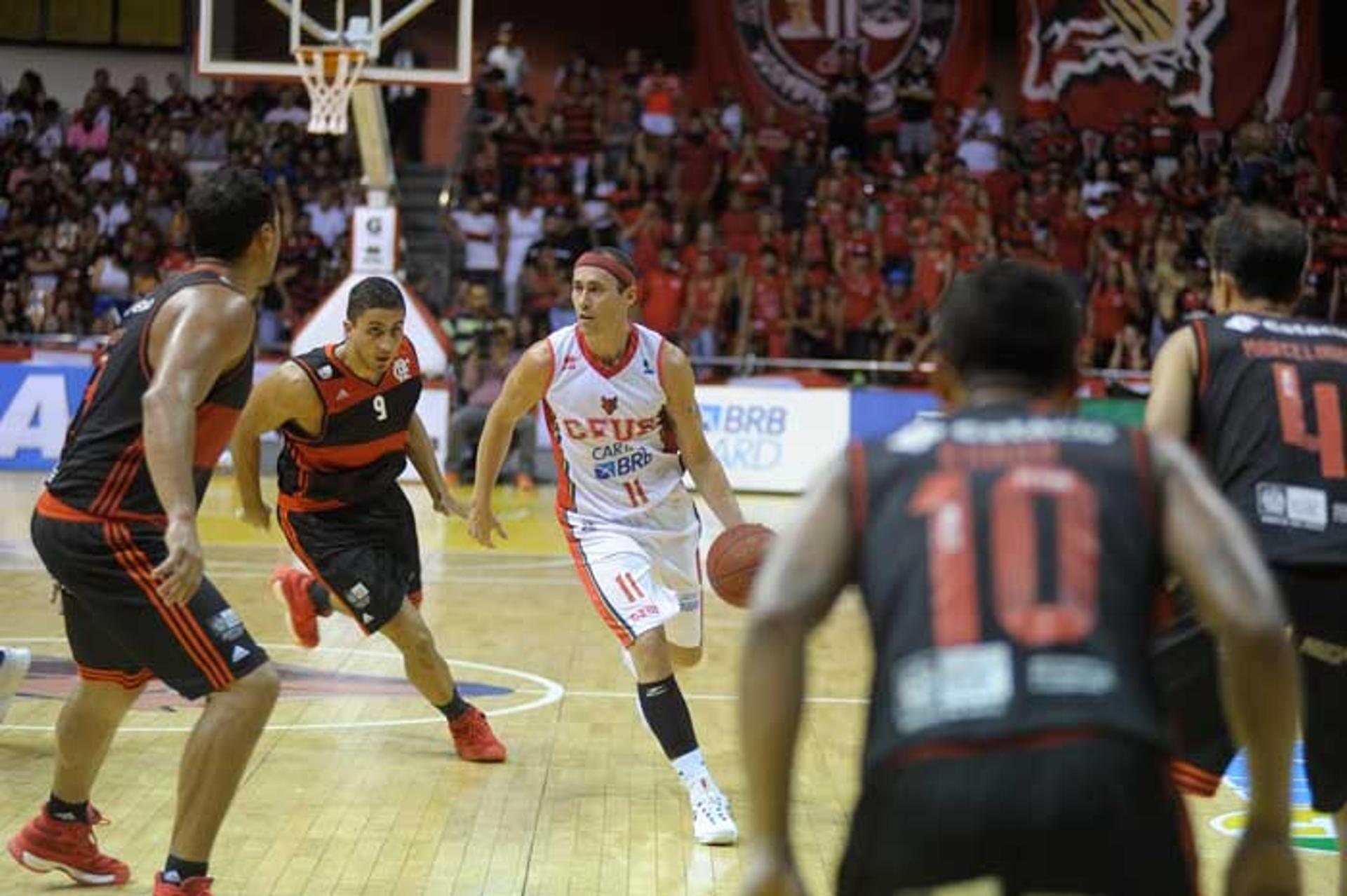 NBB CAIXA - Brasília domina Flamengo e vence clássico dos campeões