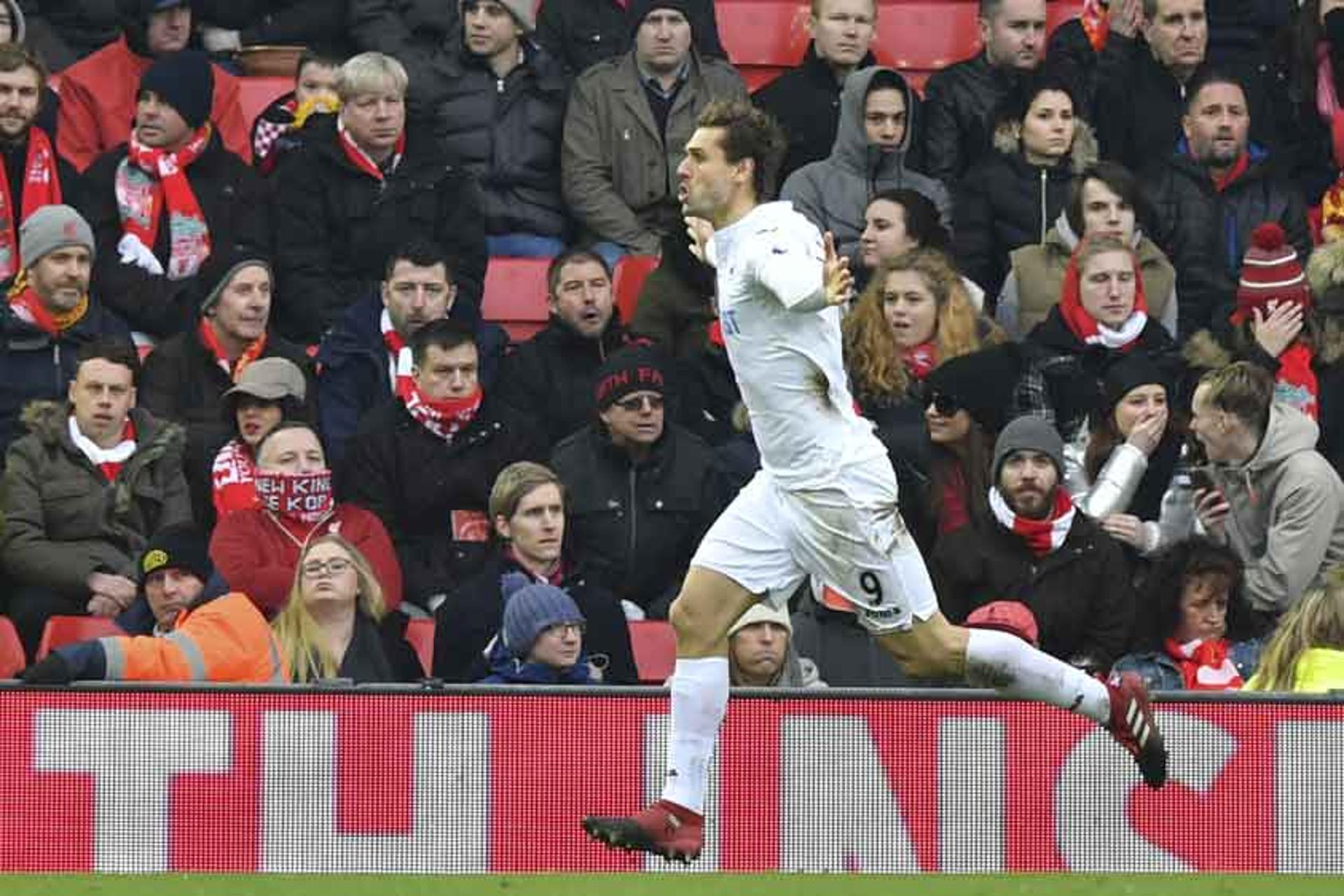 Llorente - Liverpool x Swansea