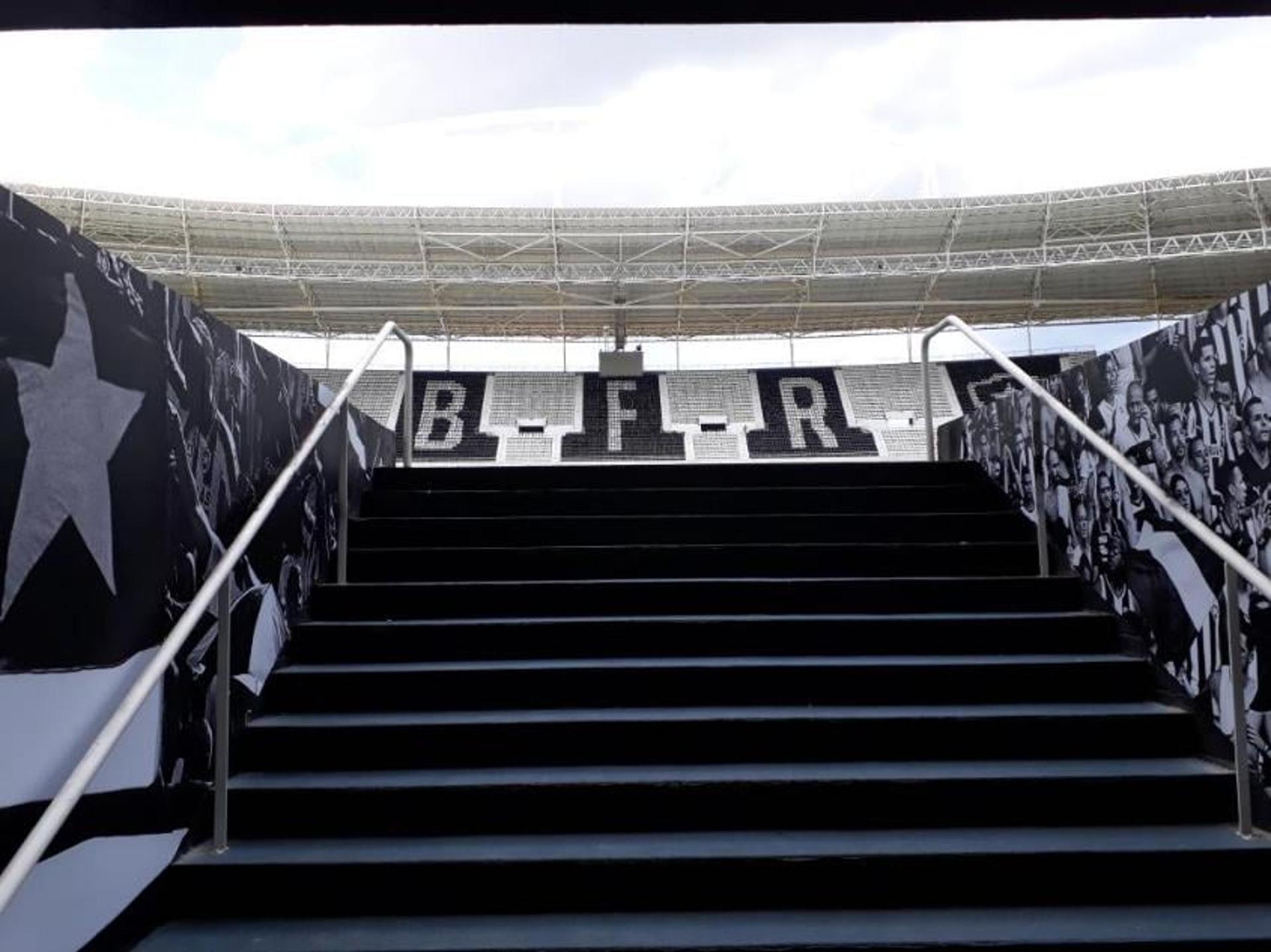 Estádio Nilton Santos