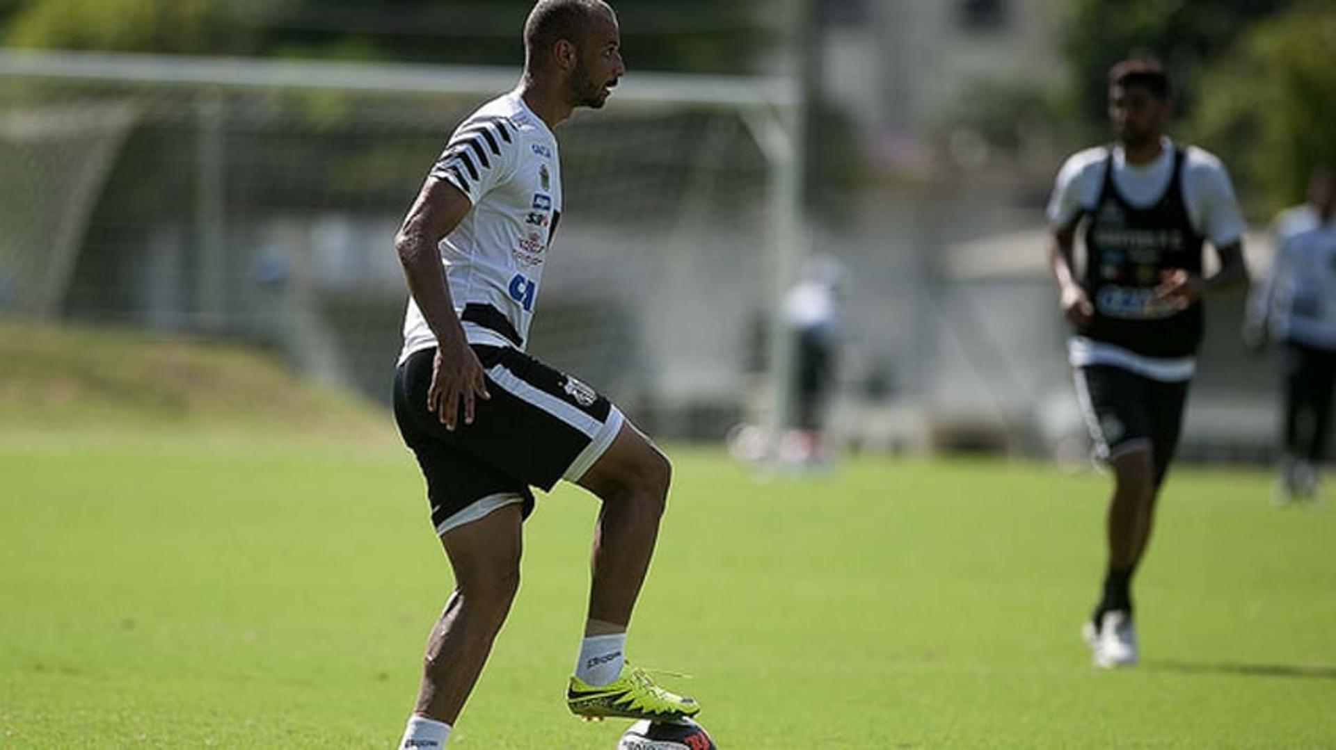 Thaciano, do Santos