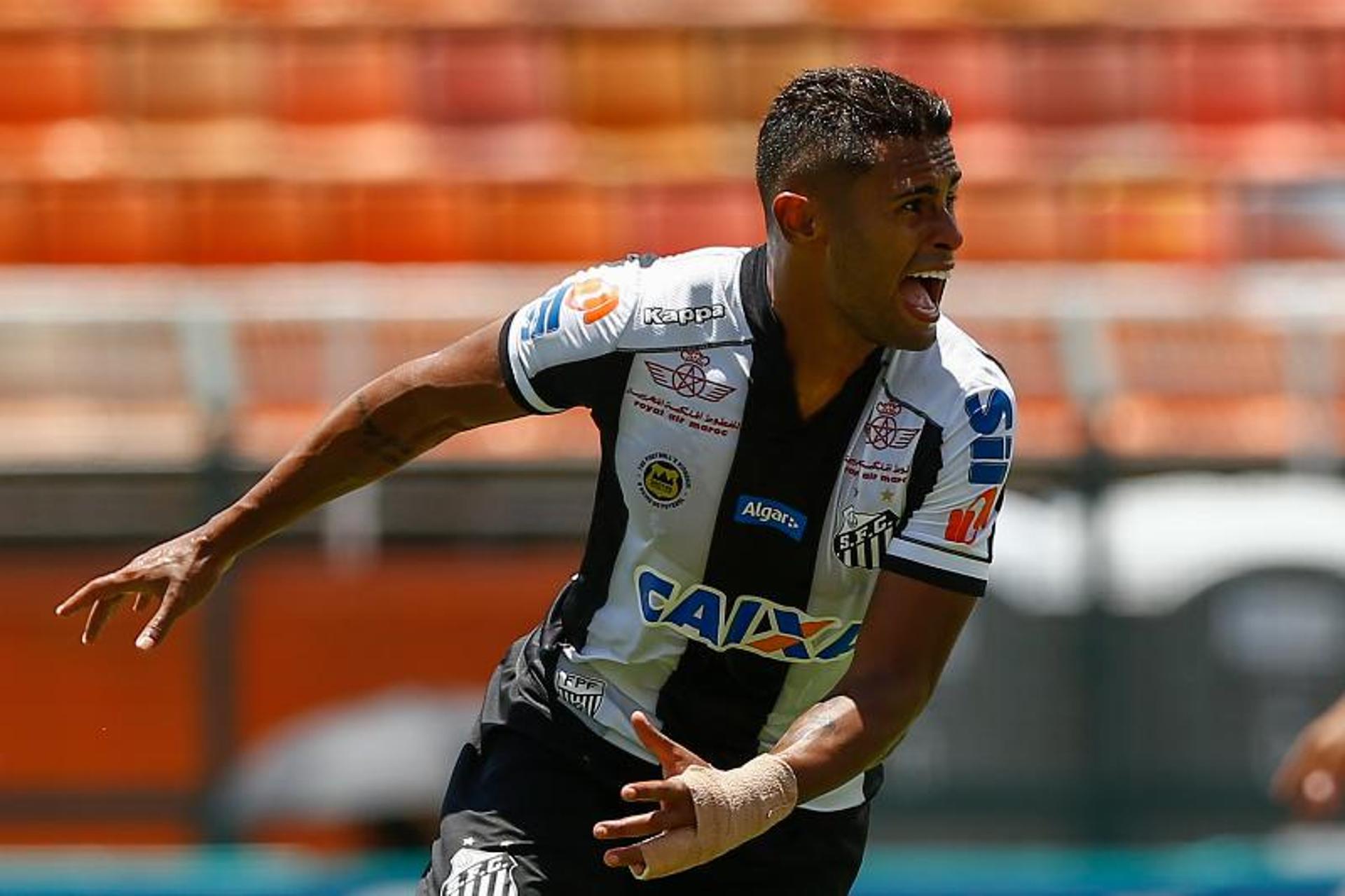 Kayke estreou no Peixe com gol da vitória