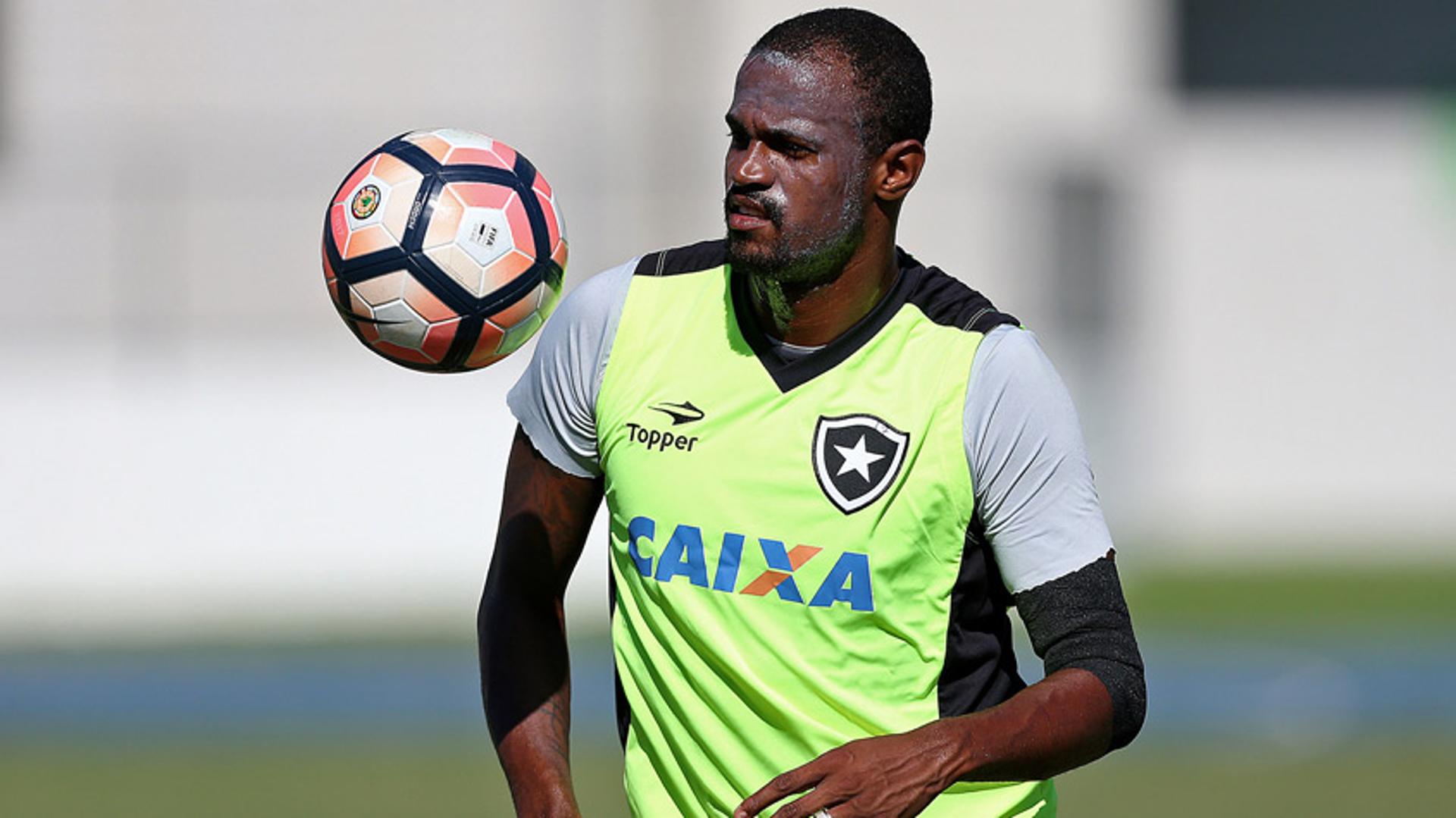 Airton - Treino do Botafogo