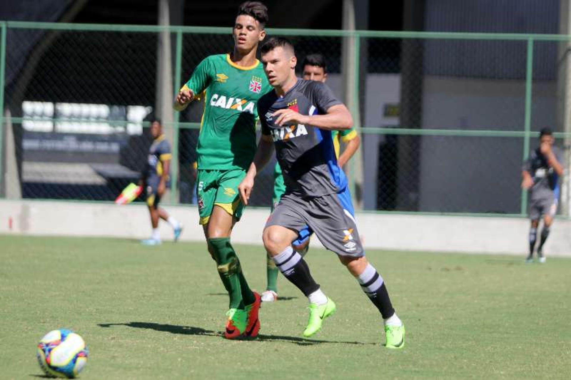 Vasco terá tempo para treinar e acertar o time nesta semana