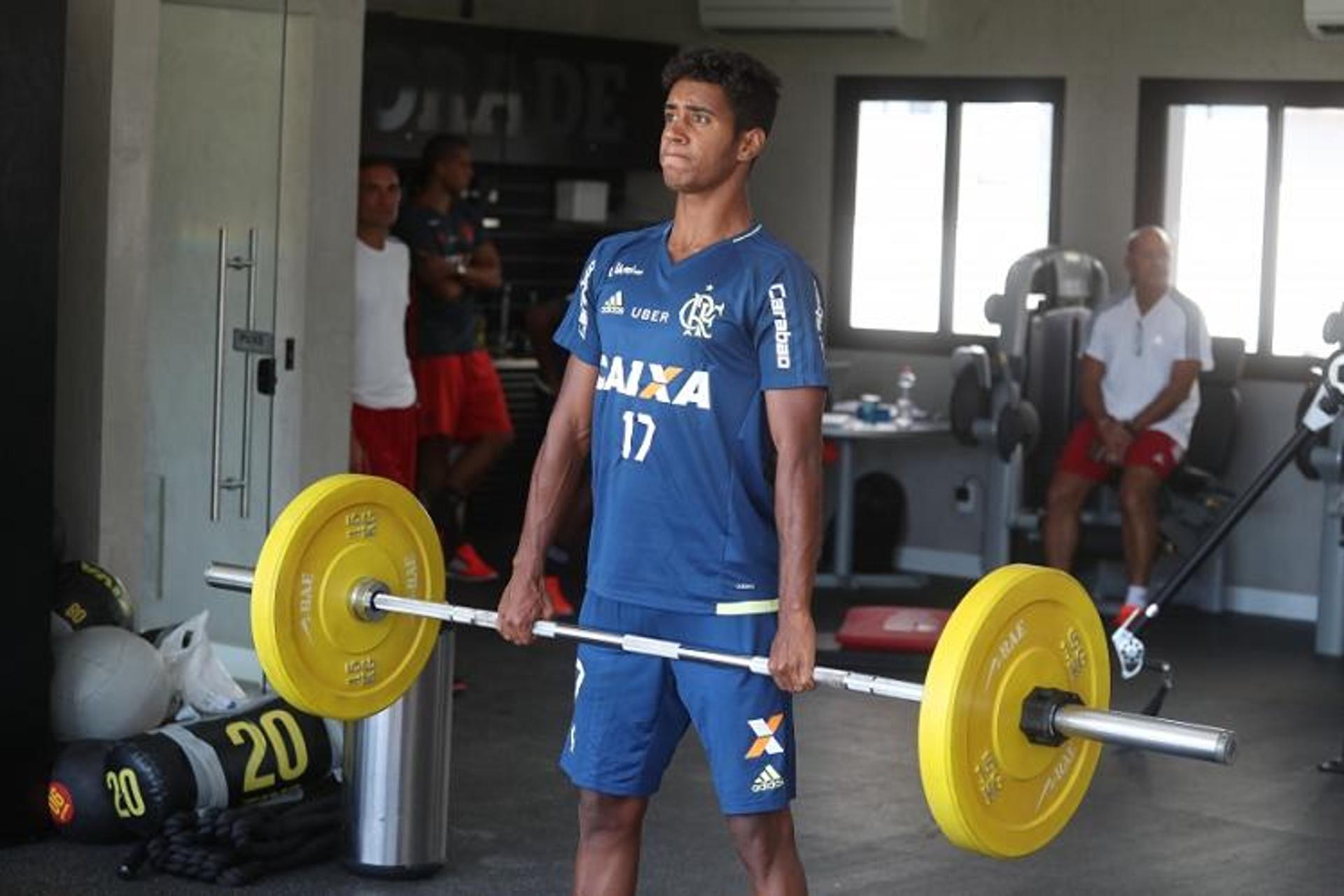 Gabriel deve ter nova oportunidade como criador do time (Gilvan de Souza / Flamengo)