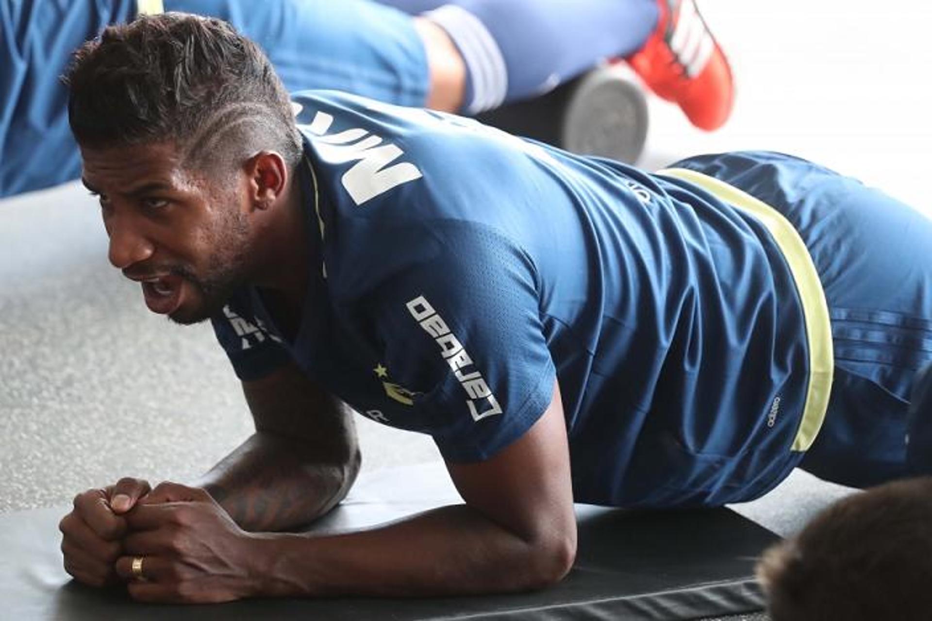 Rodinei em treino no Flamengo