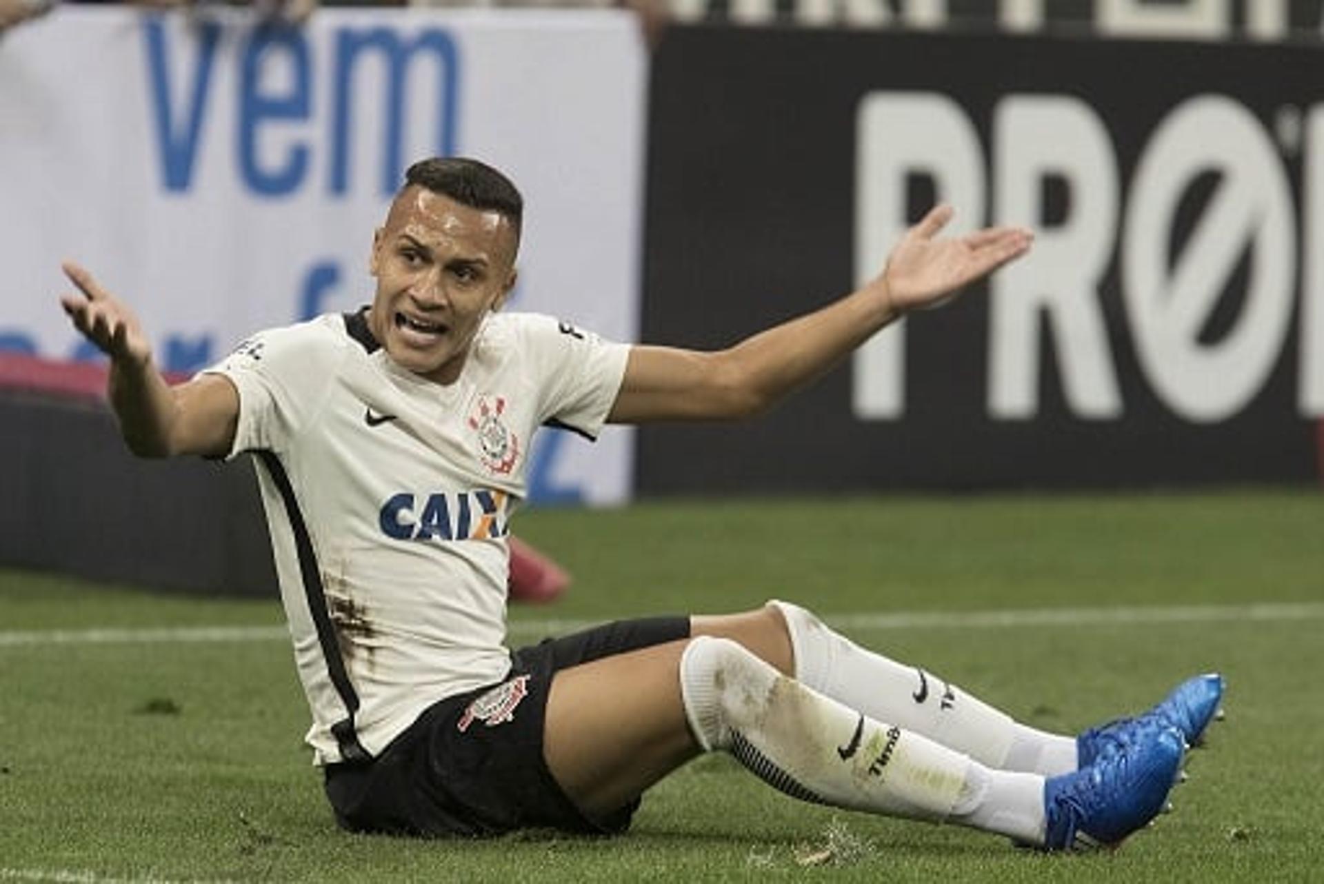 Léo Jabá fez seu quarto jogo pelo Corinthians