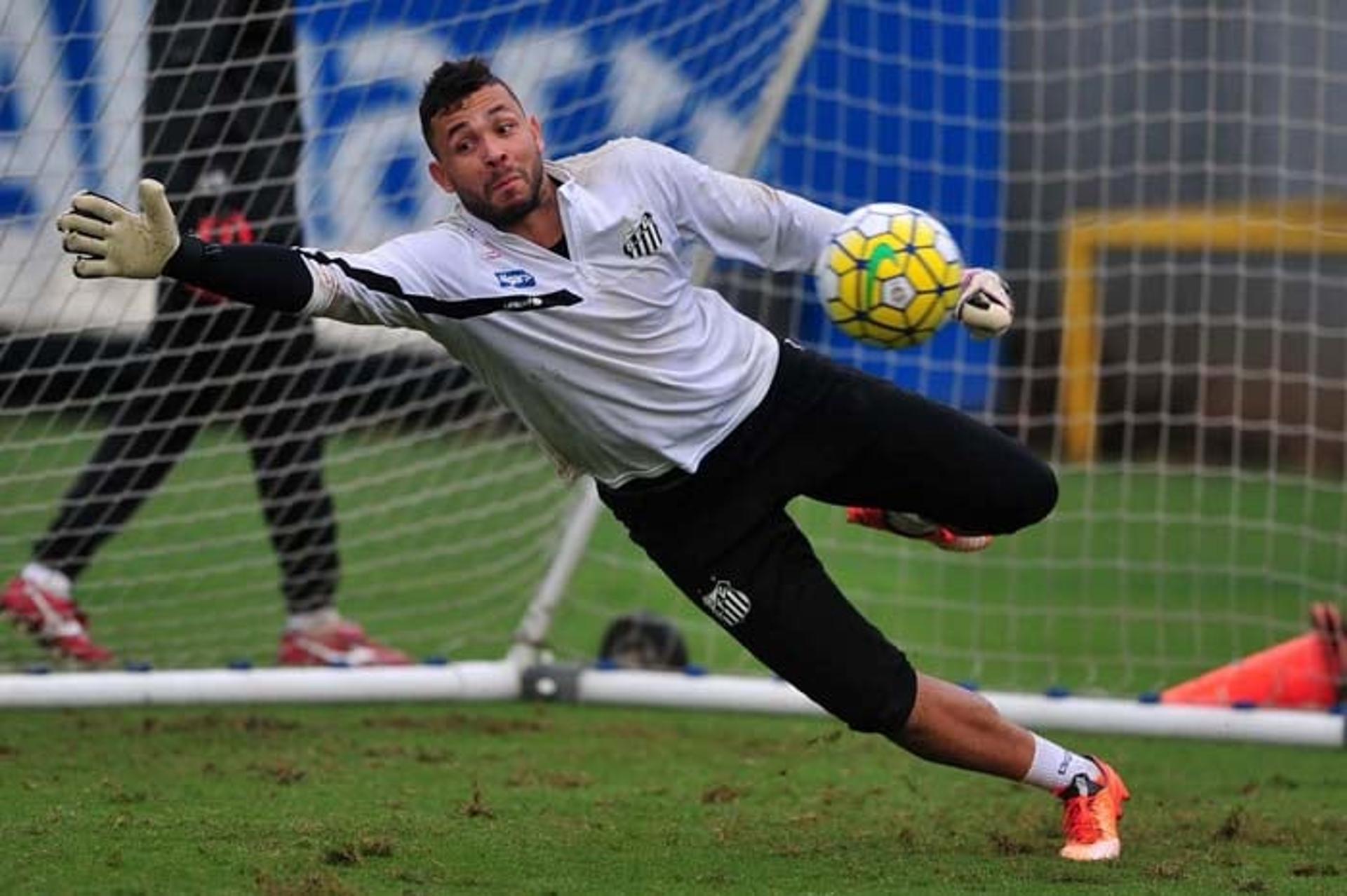 Vladimir será titular contra o Sporting Cristal, na estreia da Libertadores