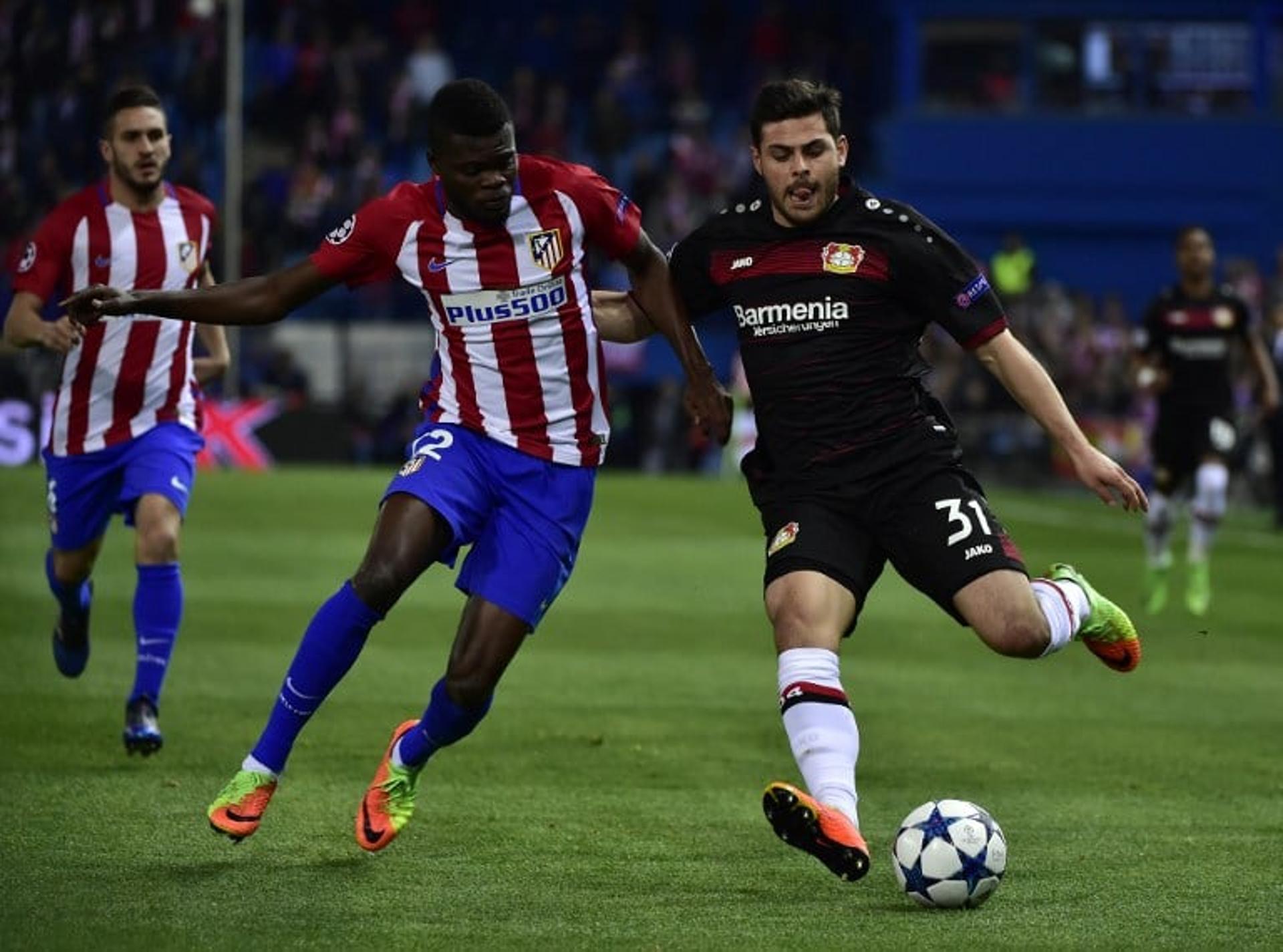 Volland e Partey - Atlético de Madrid x Bayer Leverkusen