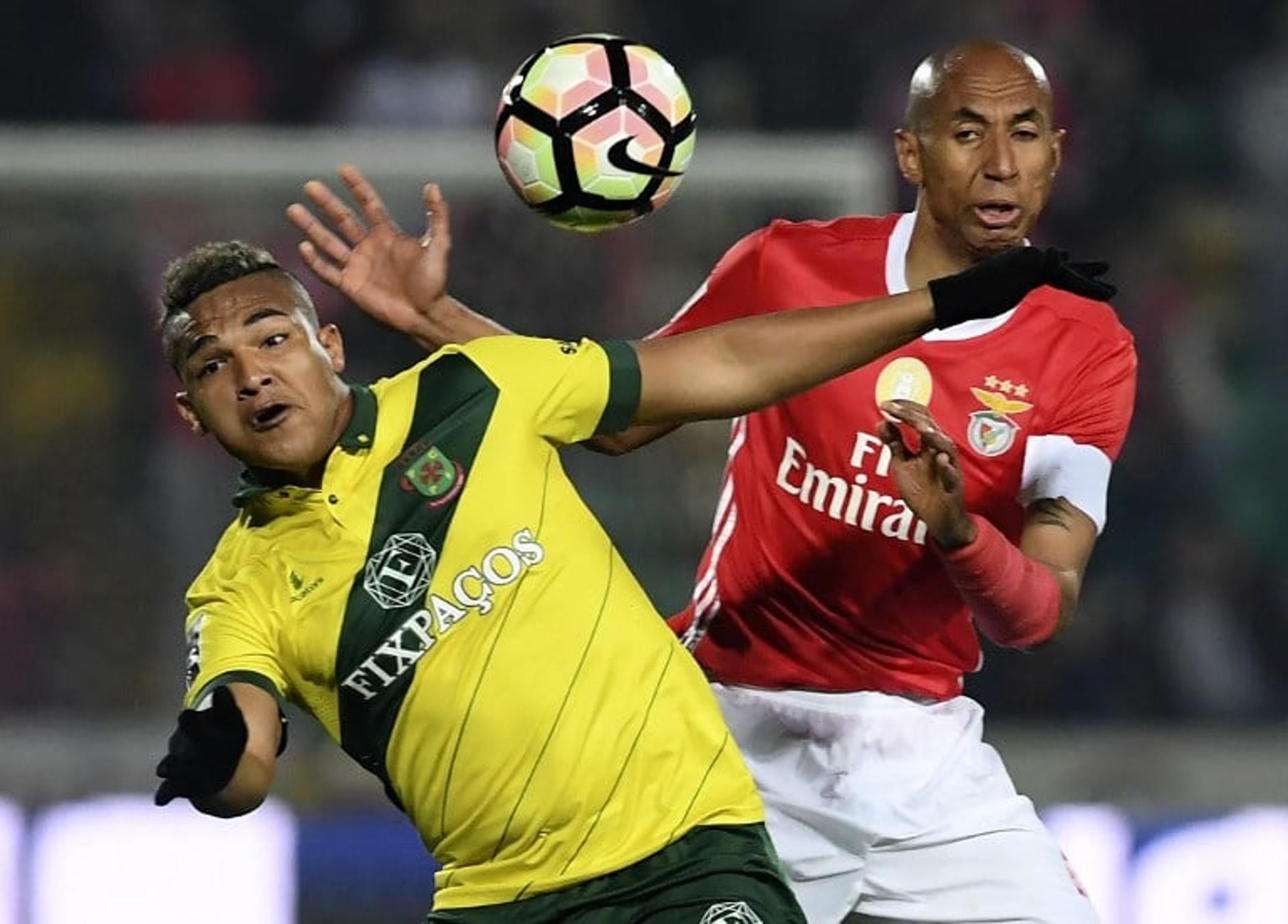 Welthon e Luisão - Paços de Ferreira x Benfica