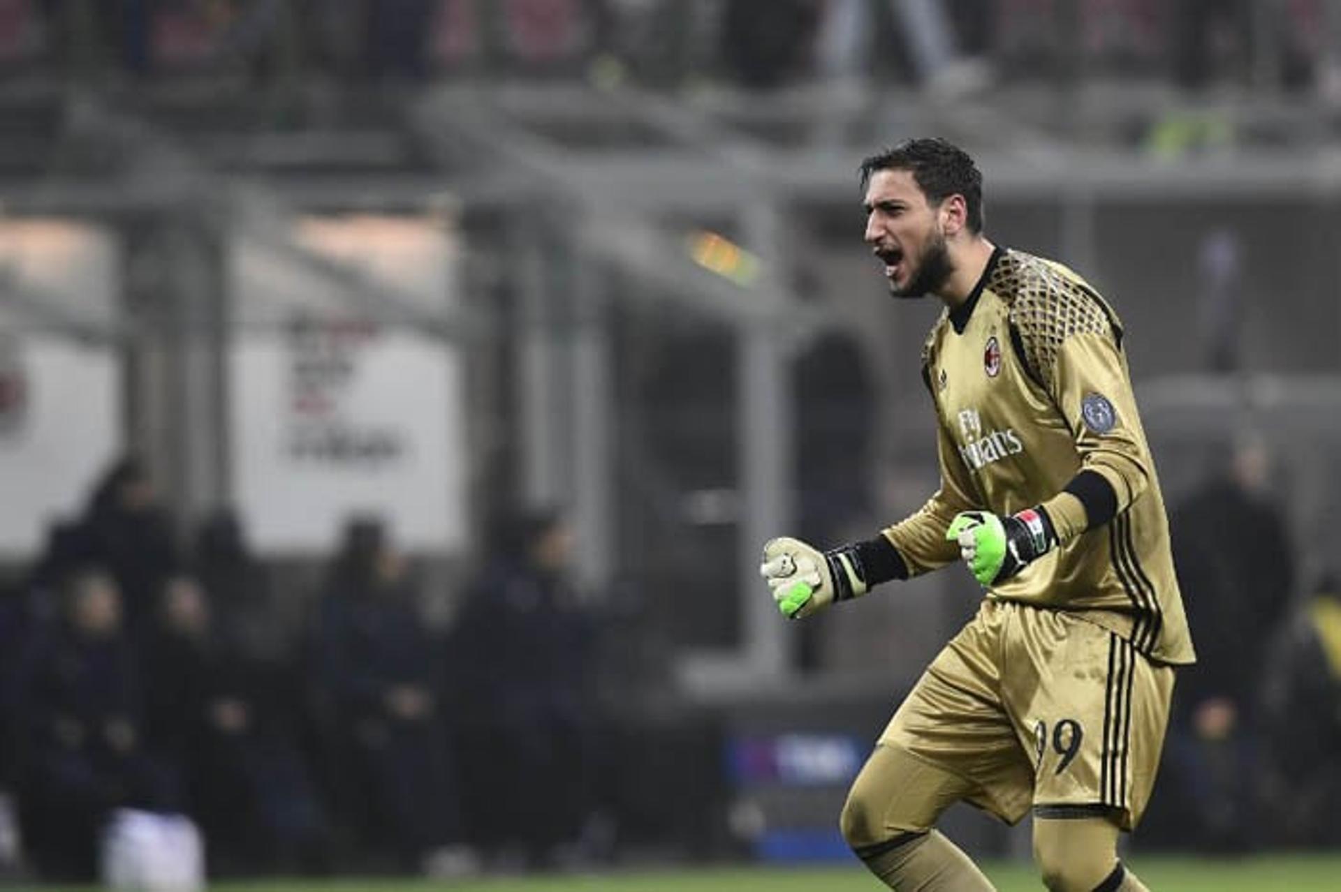 Gianluigi Donnarumma (Milan, 18 anos, goleiro): O jovem arqueiro italiano está sendo comparado a Buffon. Chegou a ser titular do Milan quando tinha 16 anos