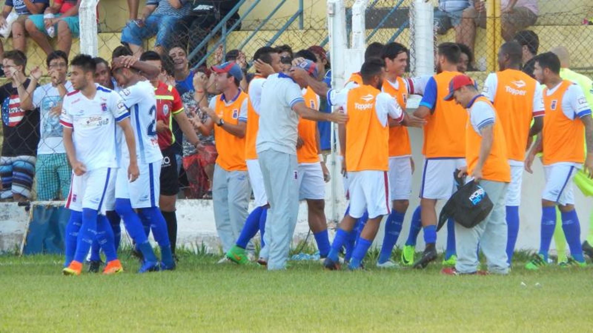 Com a goleada, o Tricolor garantiu a primeira colocação da primeira fase do Estadual com uma rodada de antecedência