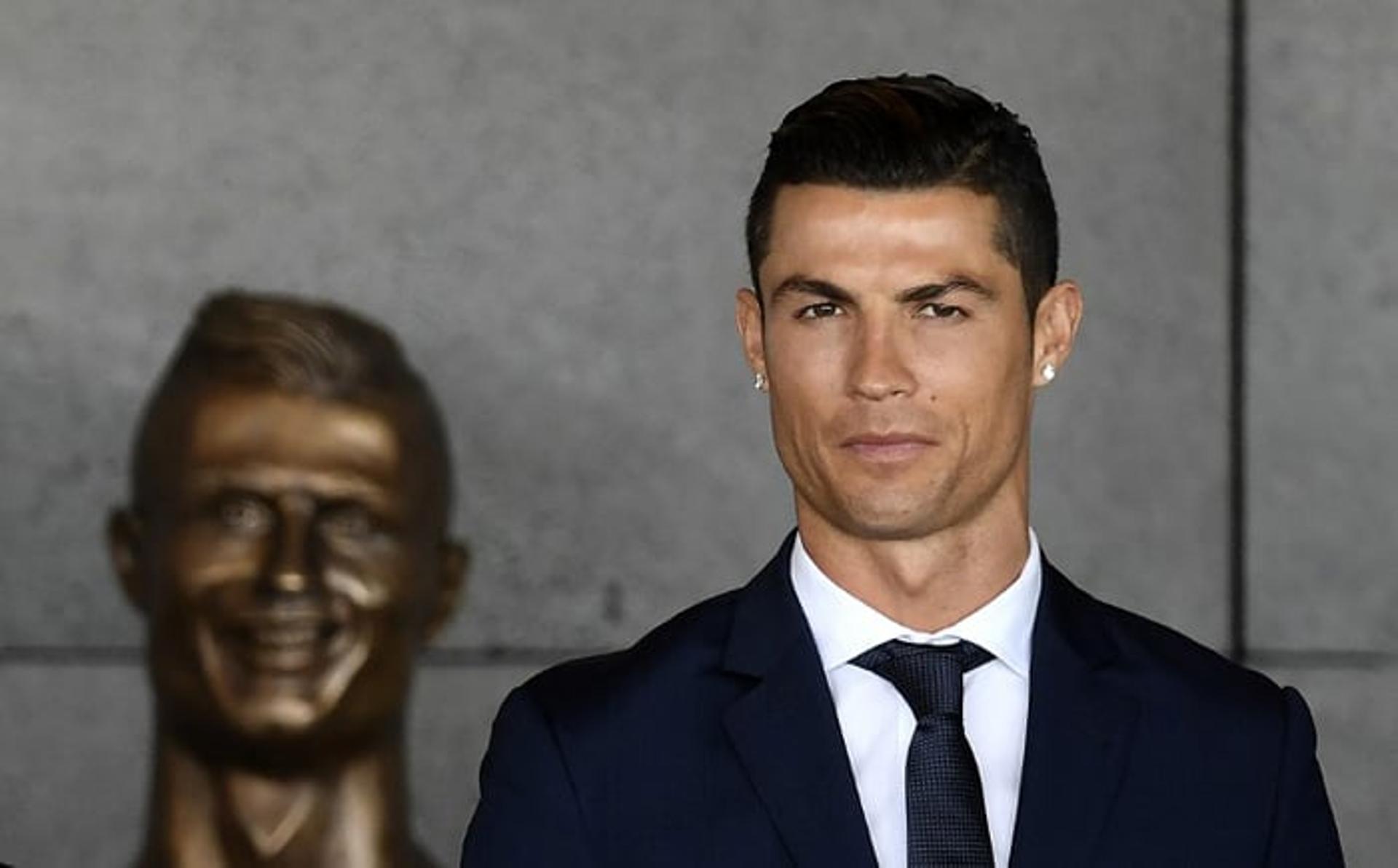 Cristiano Ronaldo, no aeroporto na Ilha da Madeira, em Portugal