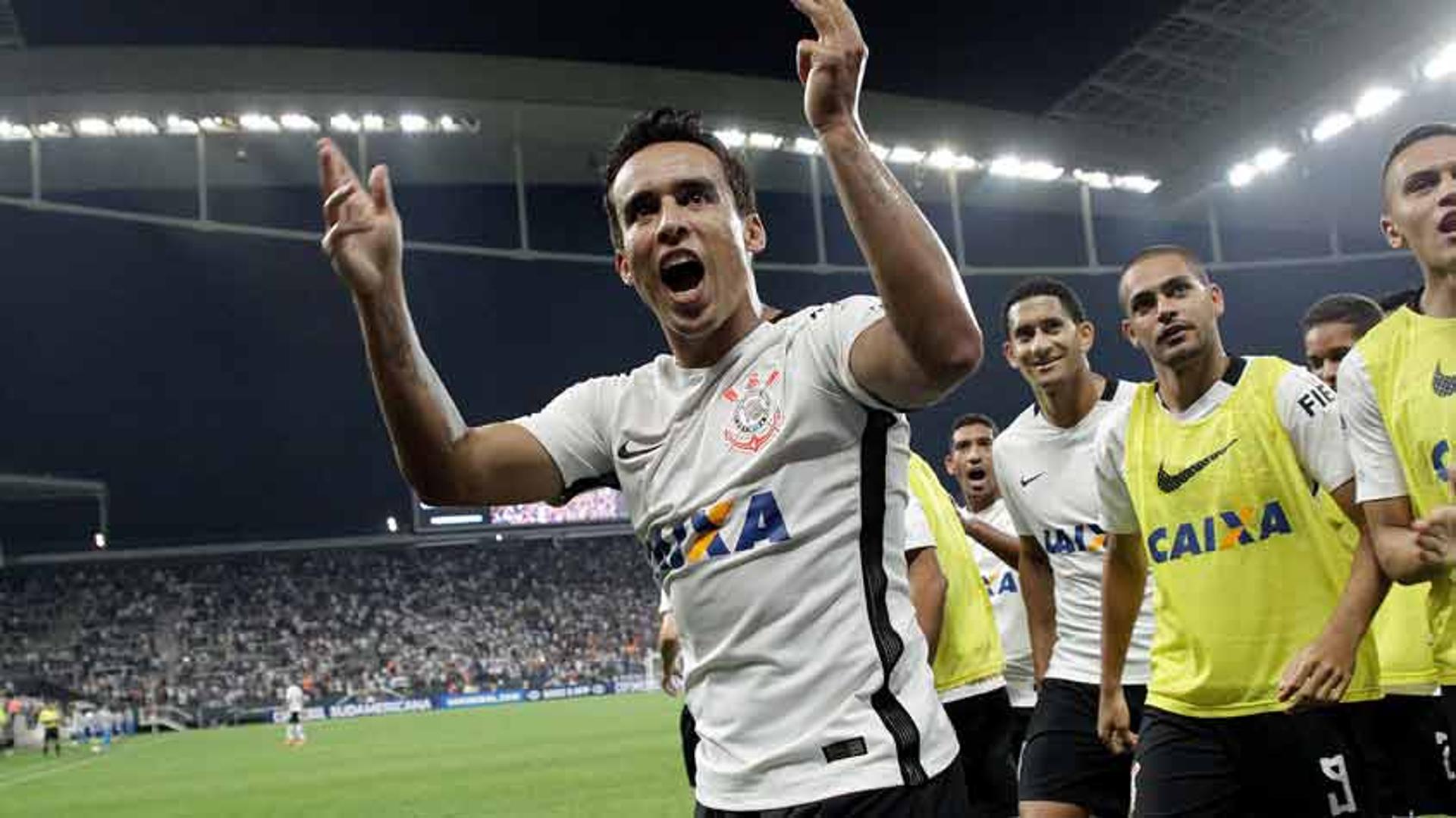 Corinthians 2x0 U. De Chile