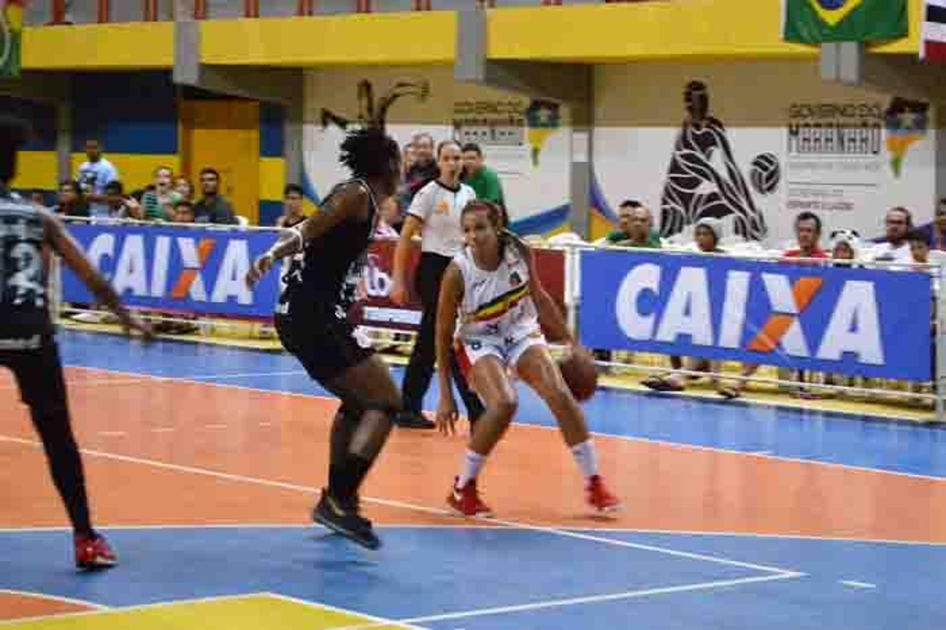 LBF CAIXA - Corinthians domina Sampaio Corrêa e abre 1 a 0 na semi