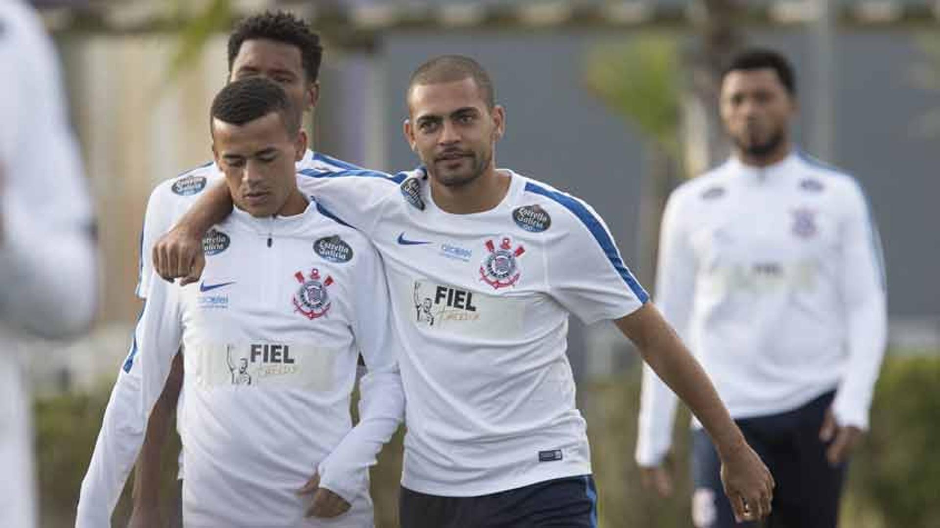 Imagens do treino desta terça-feira no CT