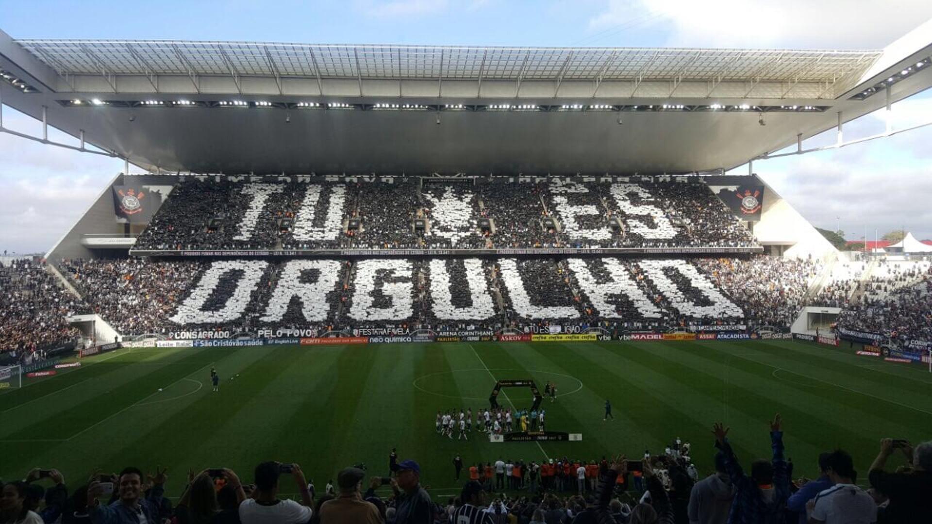 Mosaico do Corinthians com a frase 'Tu és orgulho'