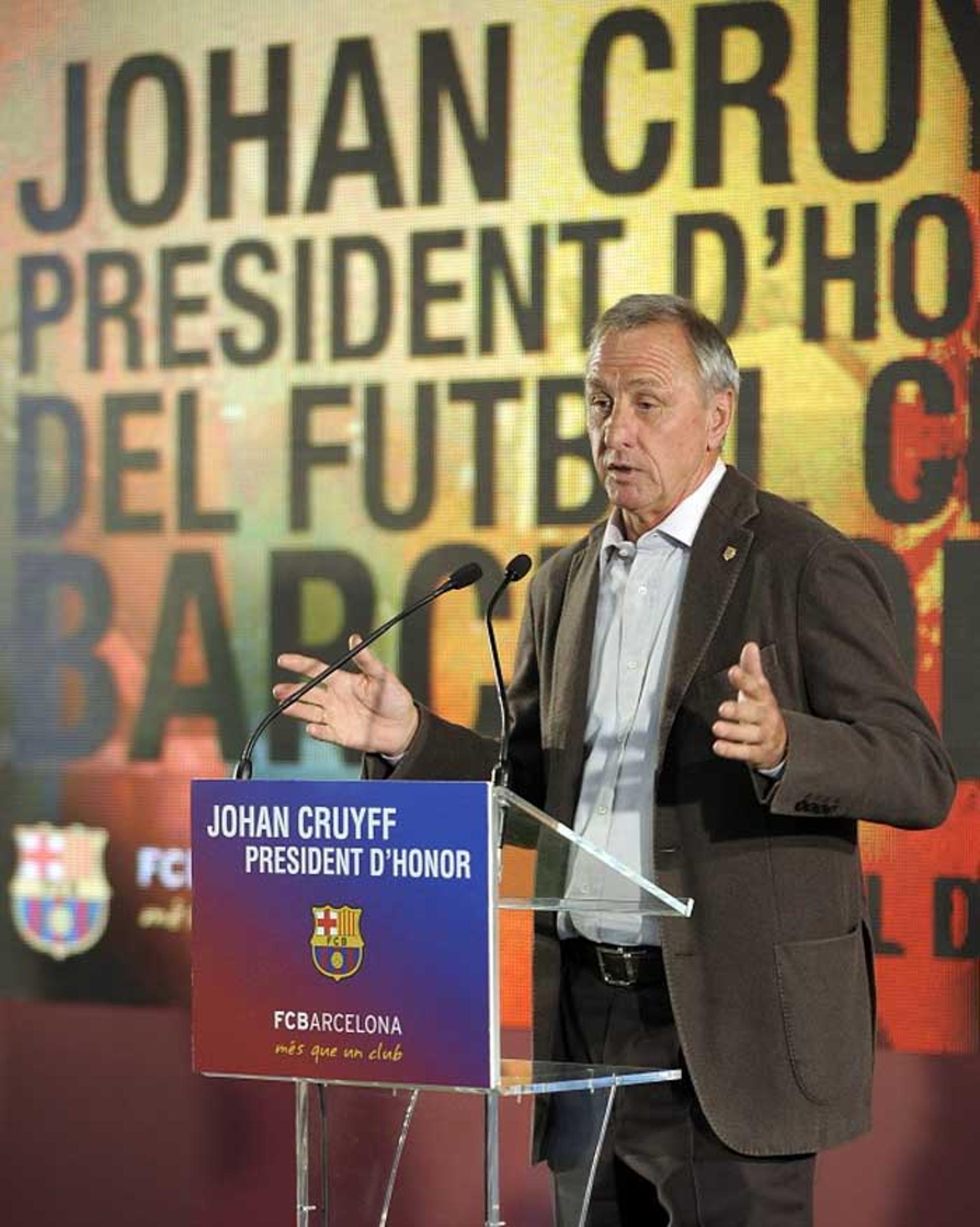 Johan Cruyff, se fosse vivo, completaria 70 anos nesta terça. Ele viveu uma vida de bons serviços prestados ao futebol