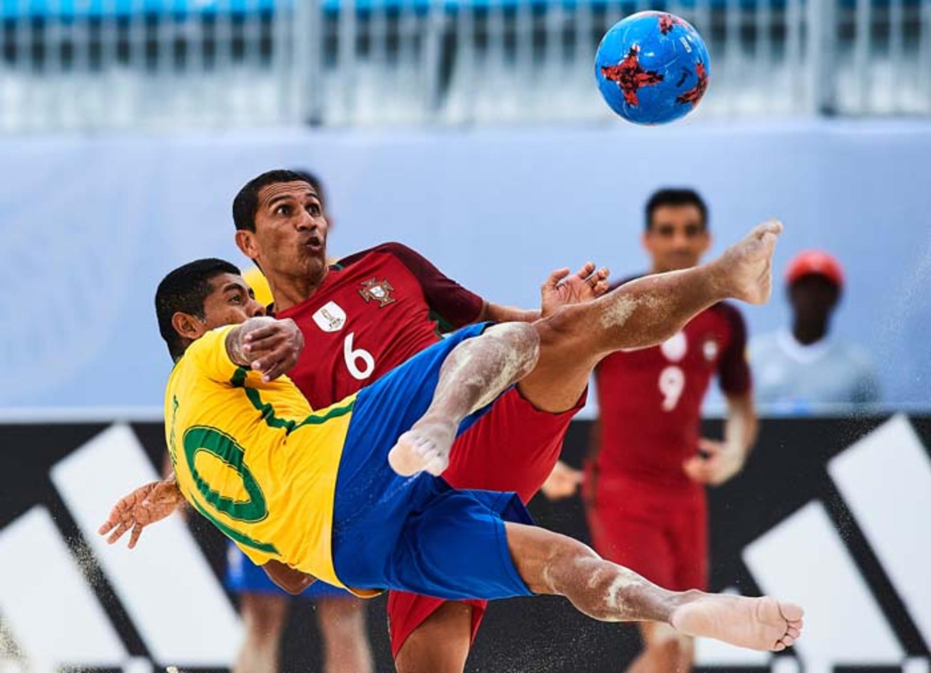 Beach Soccer - Brasil encara Itália em busca da vaga na final da Copa do Mundo Bahamas 2017